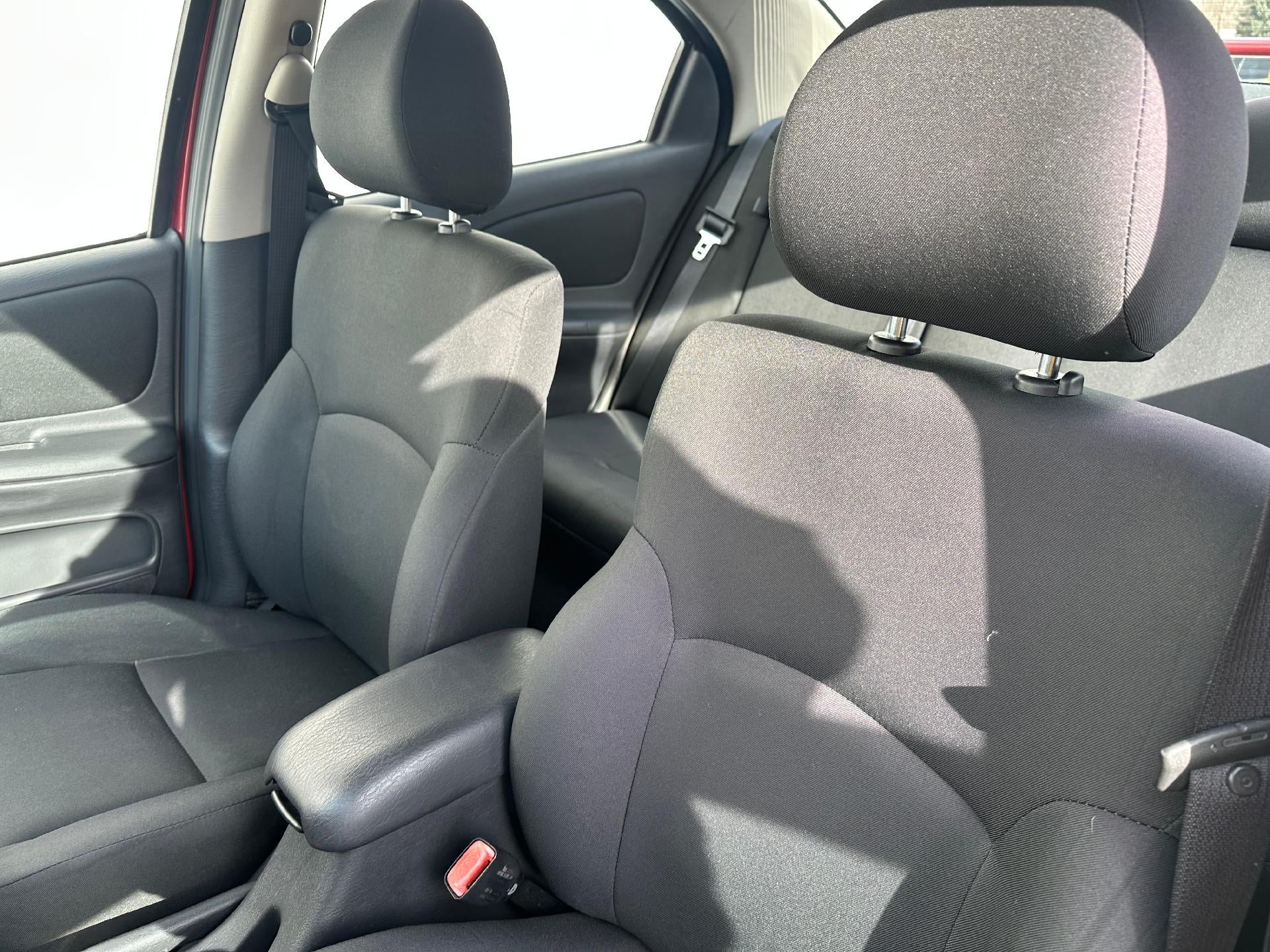 2004 Dodge Neon SXT