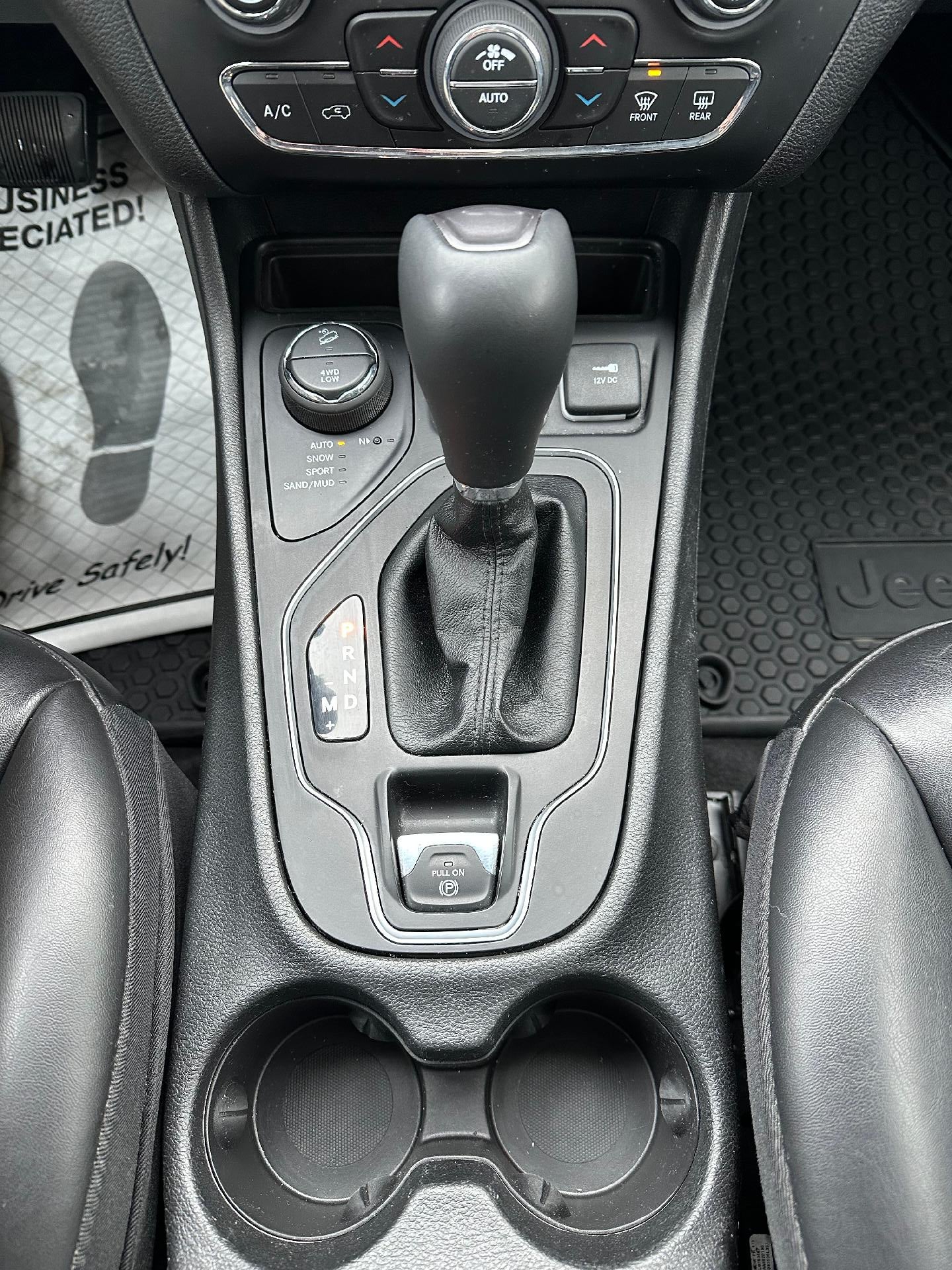 2020 Jeep Cherokee Base