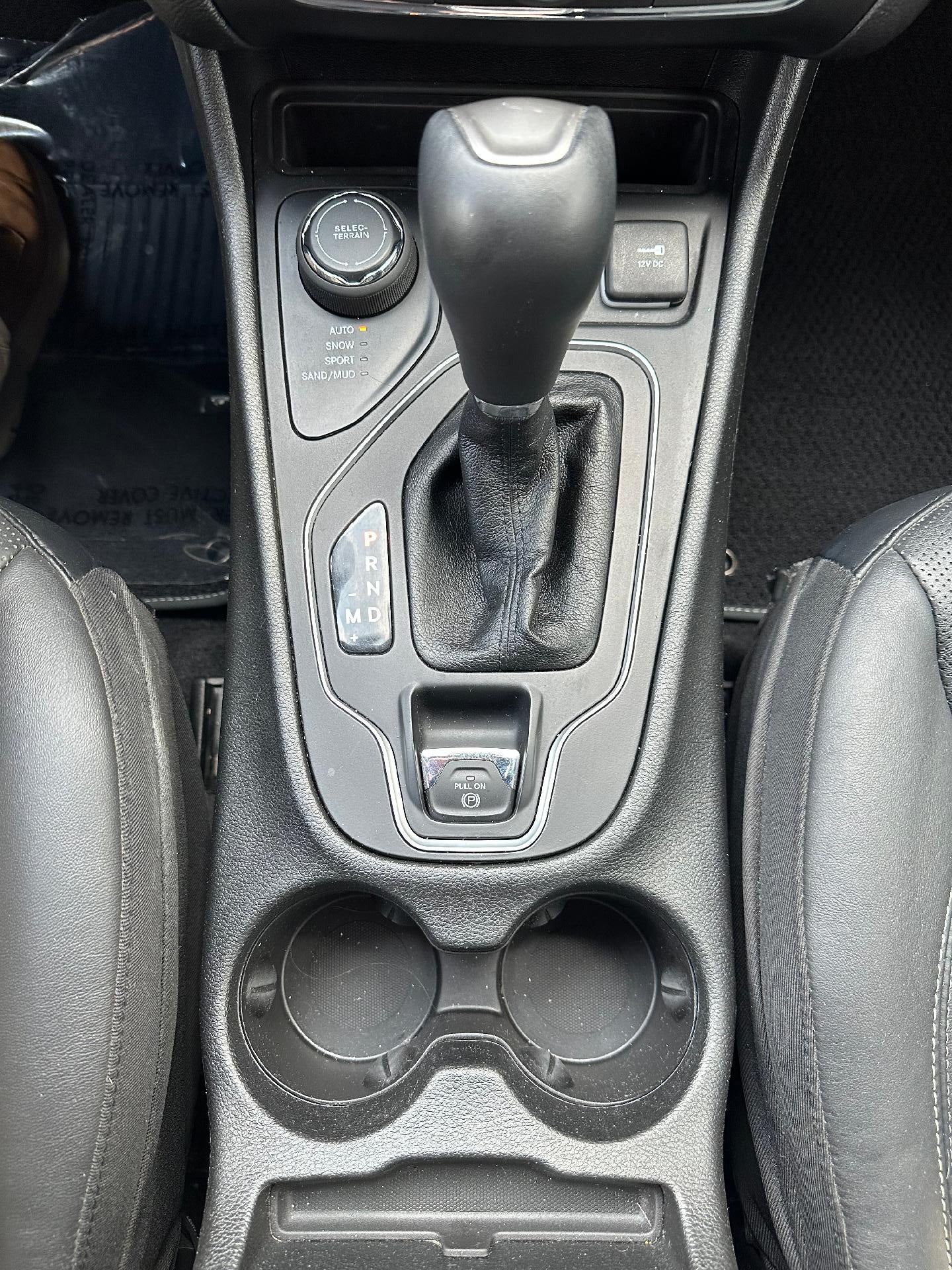 2021 Jeep Cherokee Base