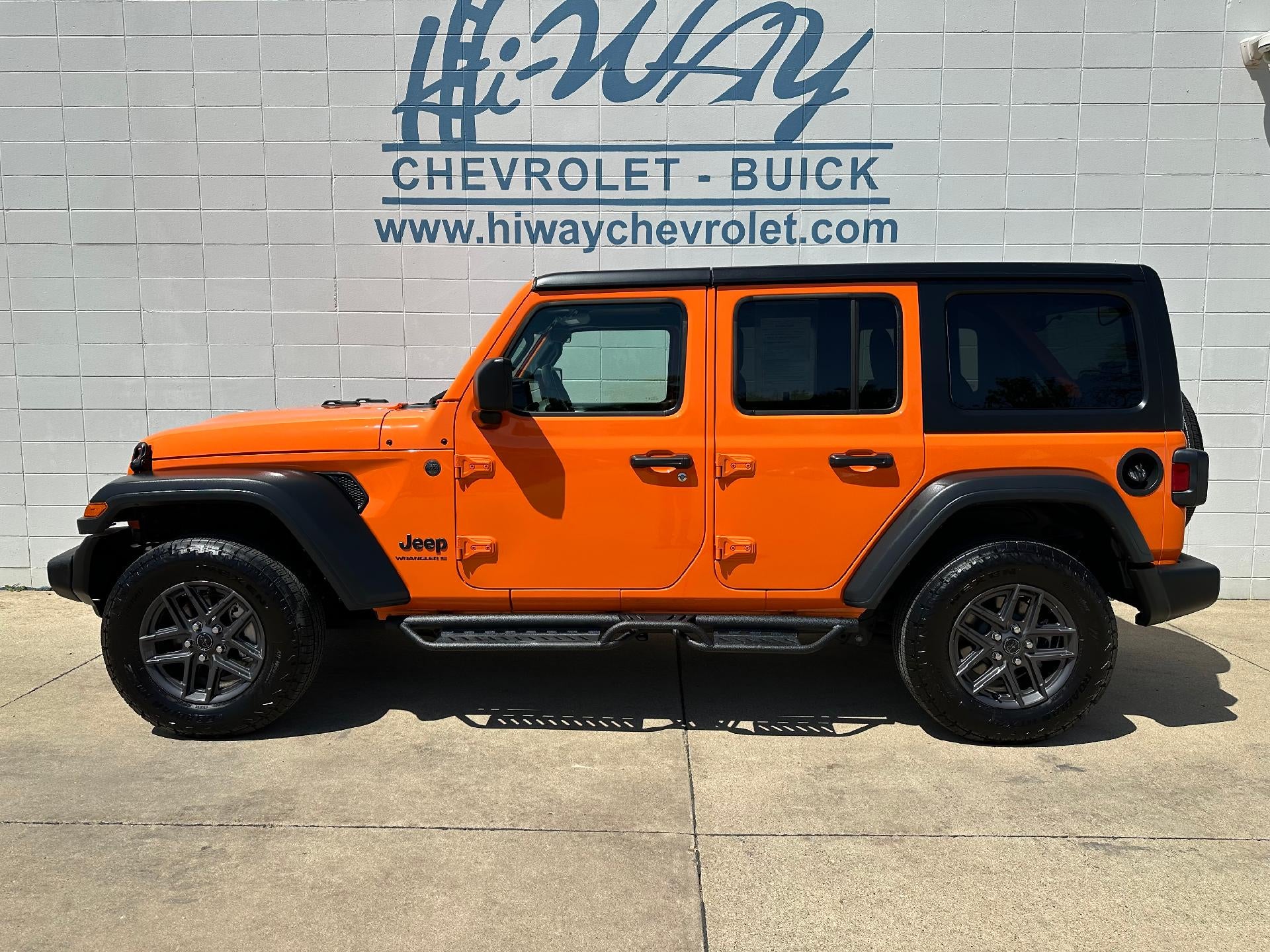 2025 Jeep Wrangler Base