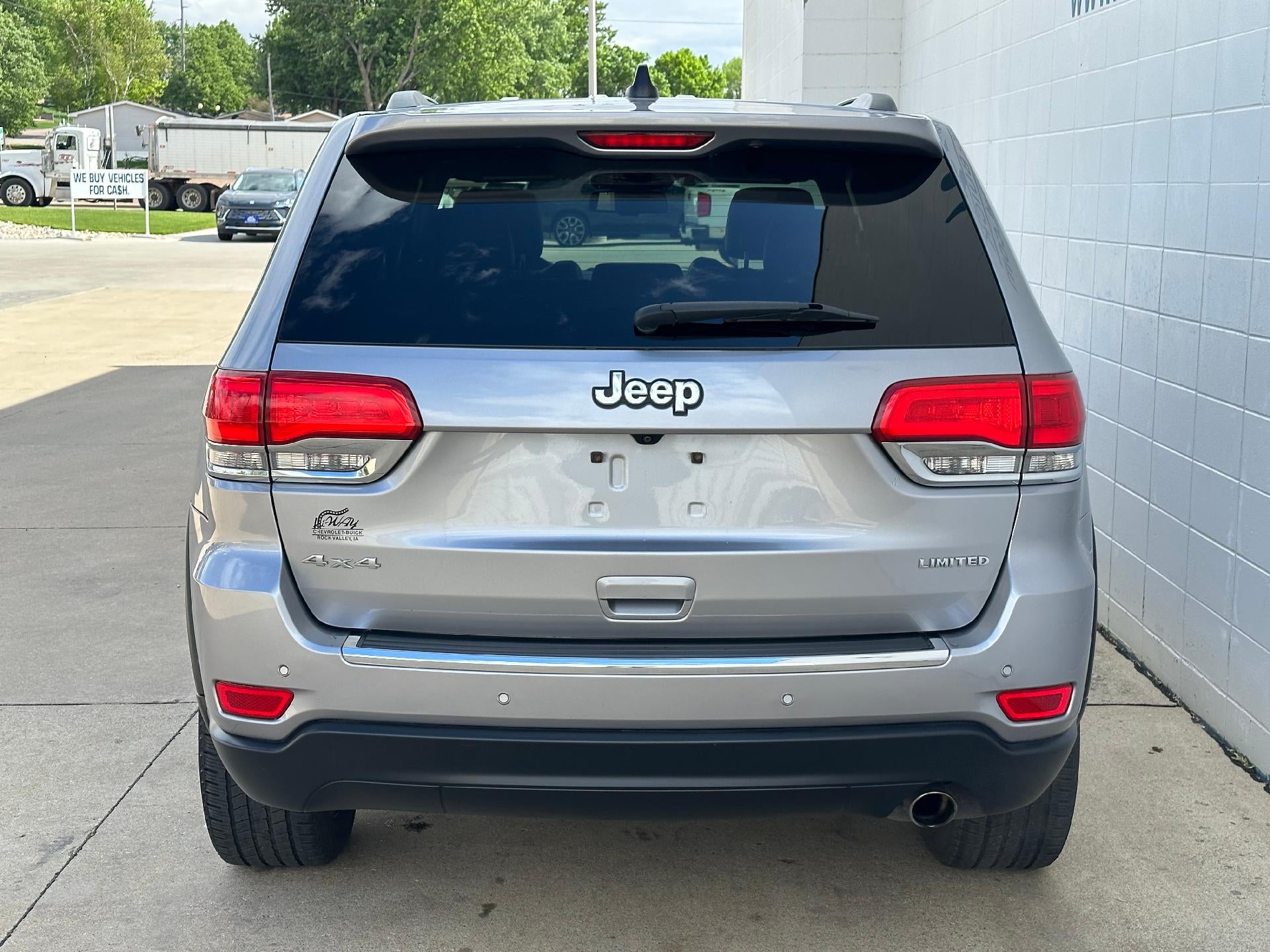 2016 Jeep Grand Cherokee Base