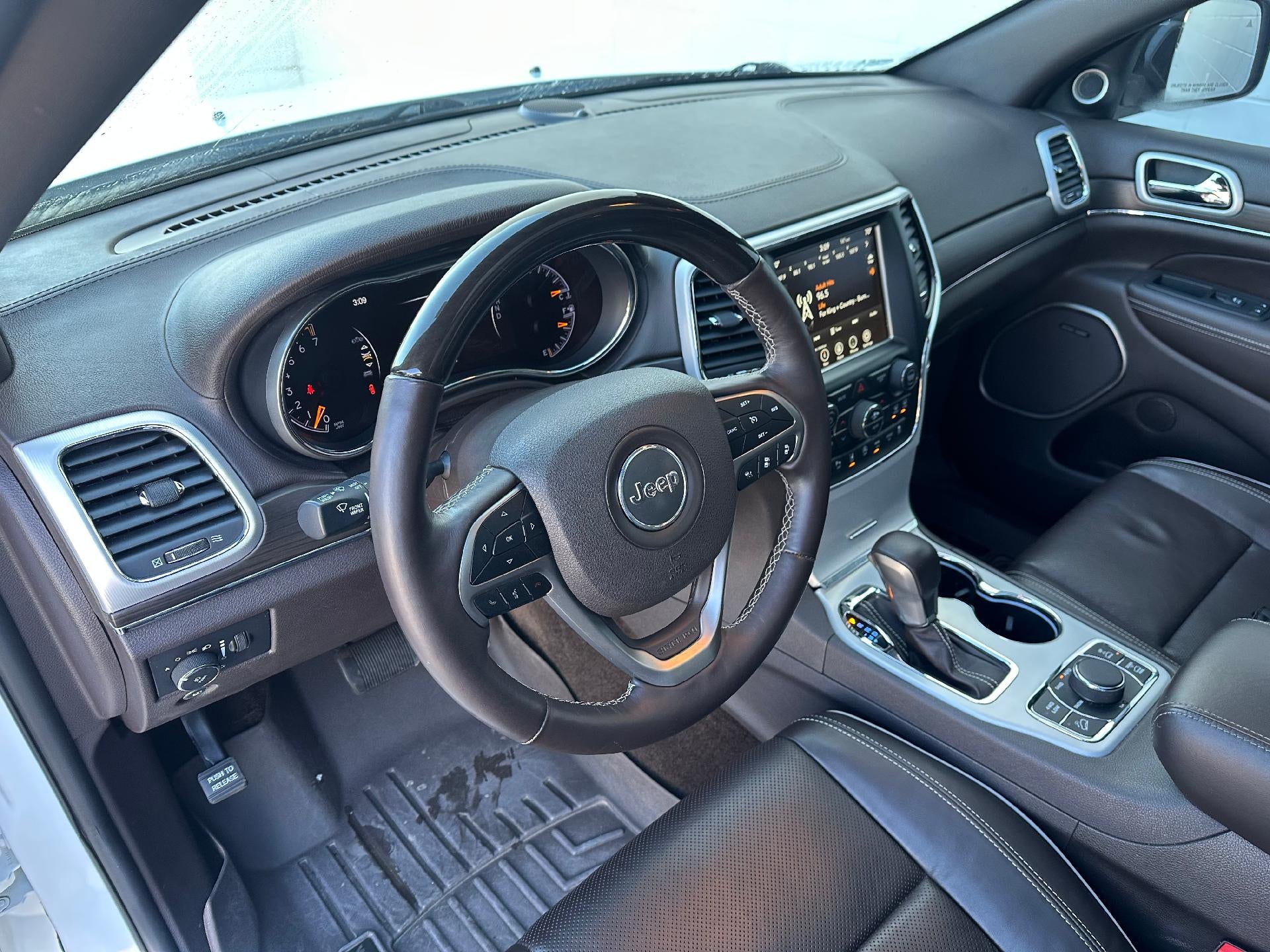 2018 Jeep Grand Cherokee Base