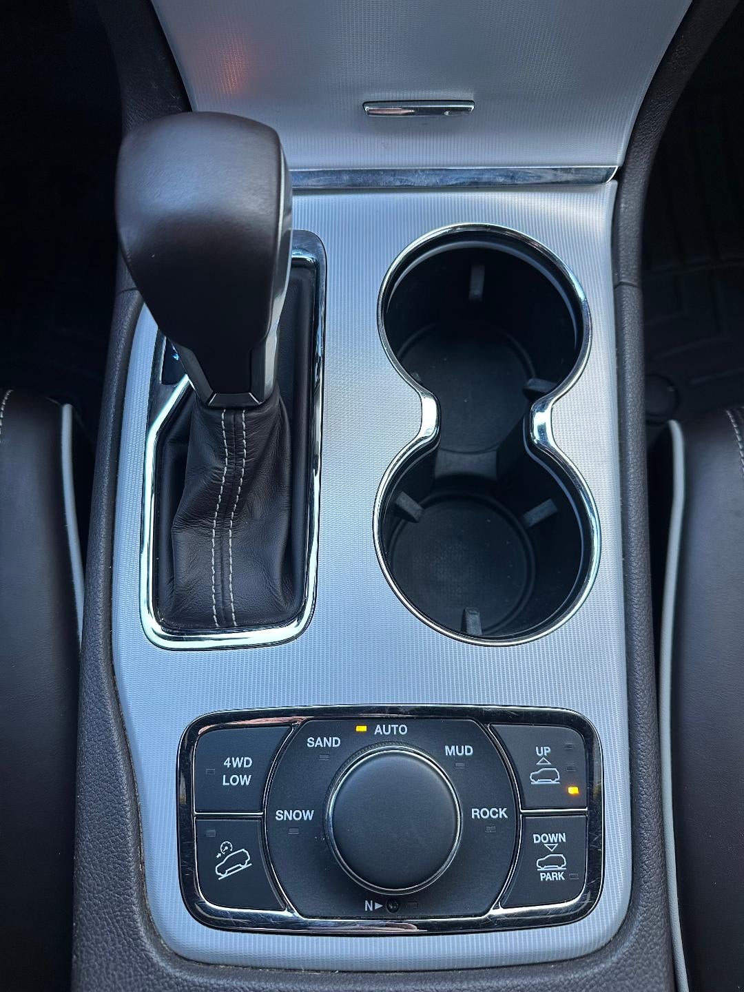 2018 Jeep Grand Cherokee Base