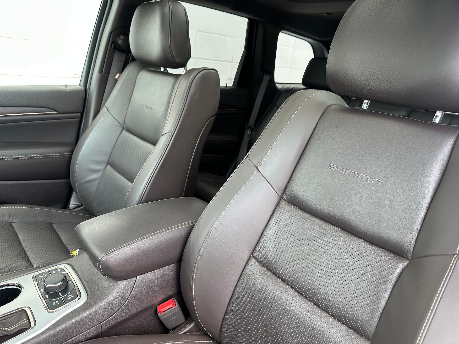 2019 Jeep Grand Cherokee Summit