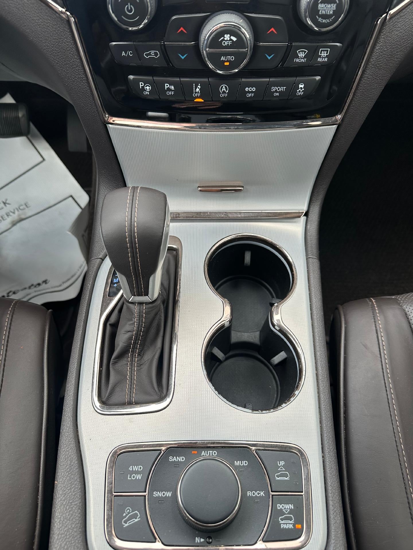 2019 Jeep Grand Cherokee Summit