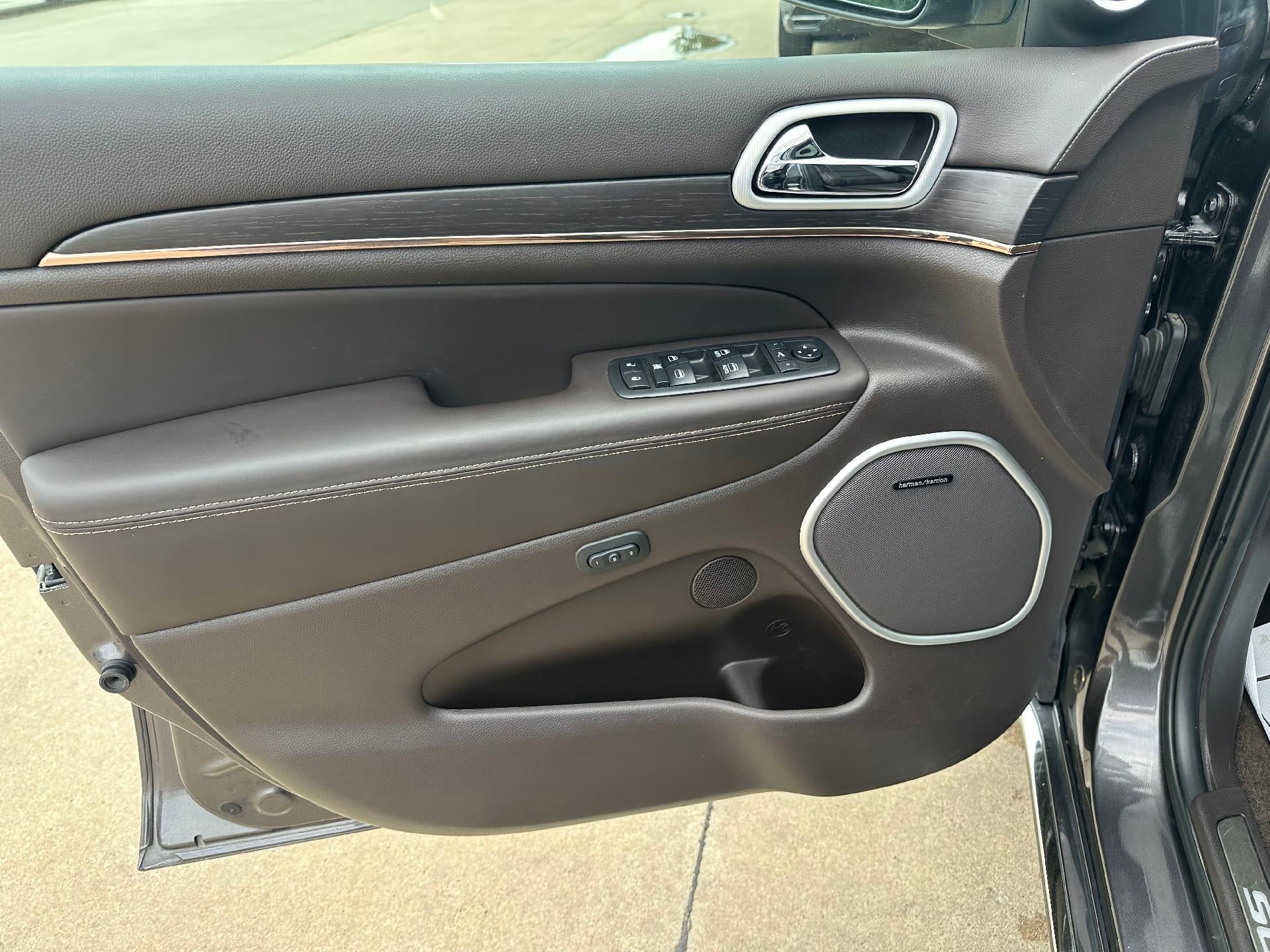 2019 Jeep Grand Cherokee Summit