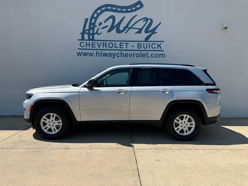 2022 Jeep Grand Cherokee Base