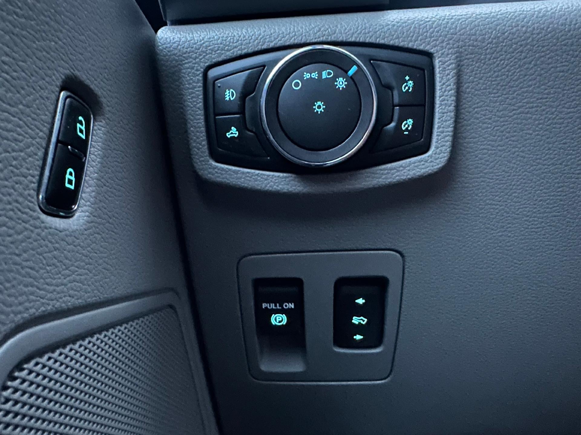 2018 Ford F-150 Base