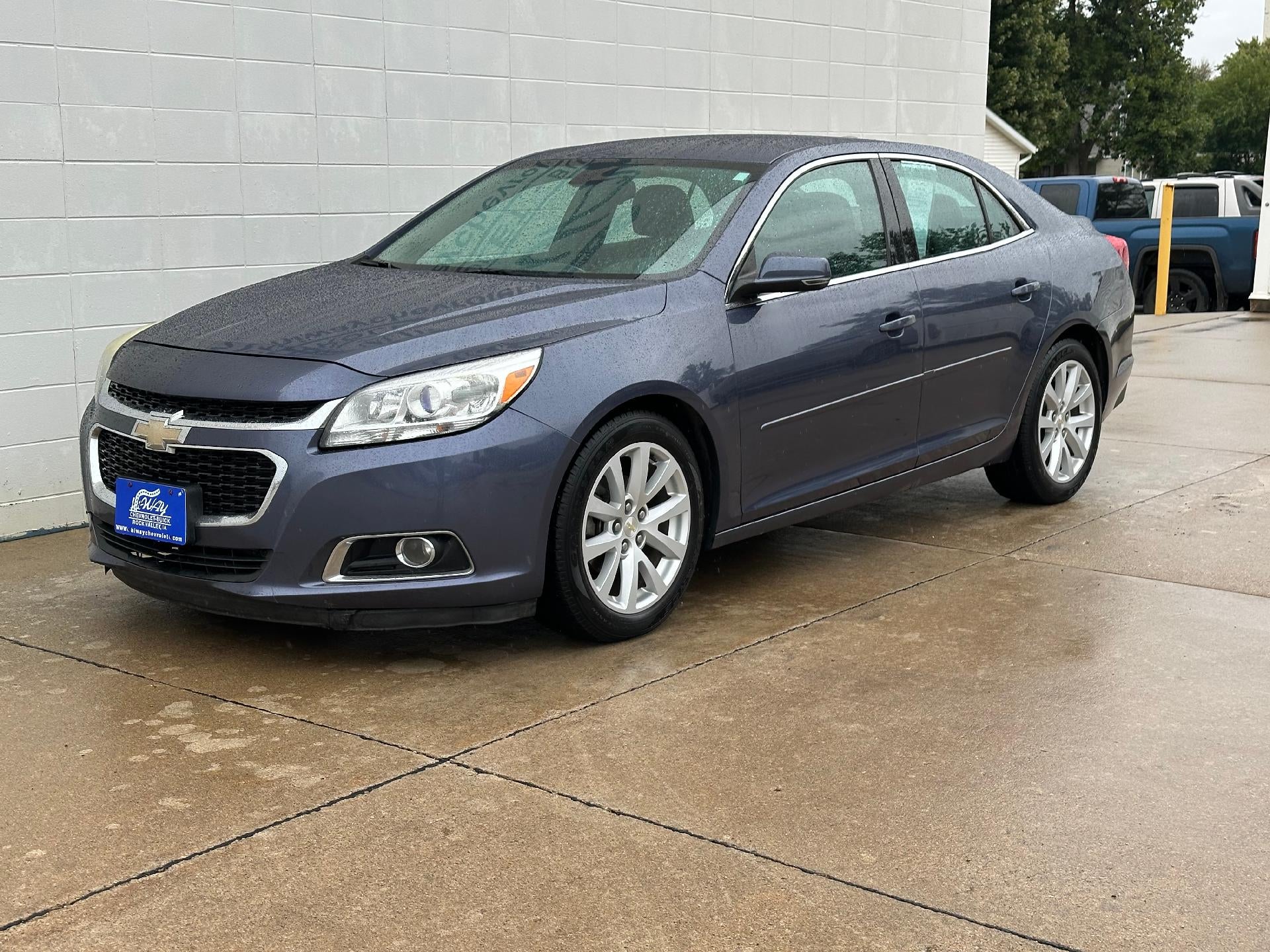 Used 2015 Chevrolet Malibu 2LT with VIN 1G11D5SL2FF177029 for sale in Rock Valley, IA