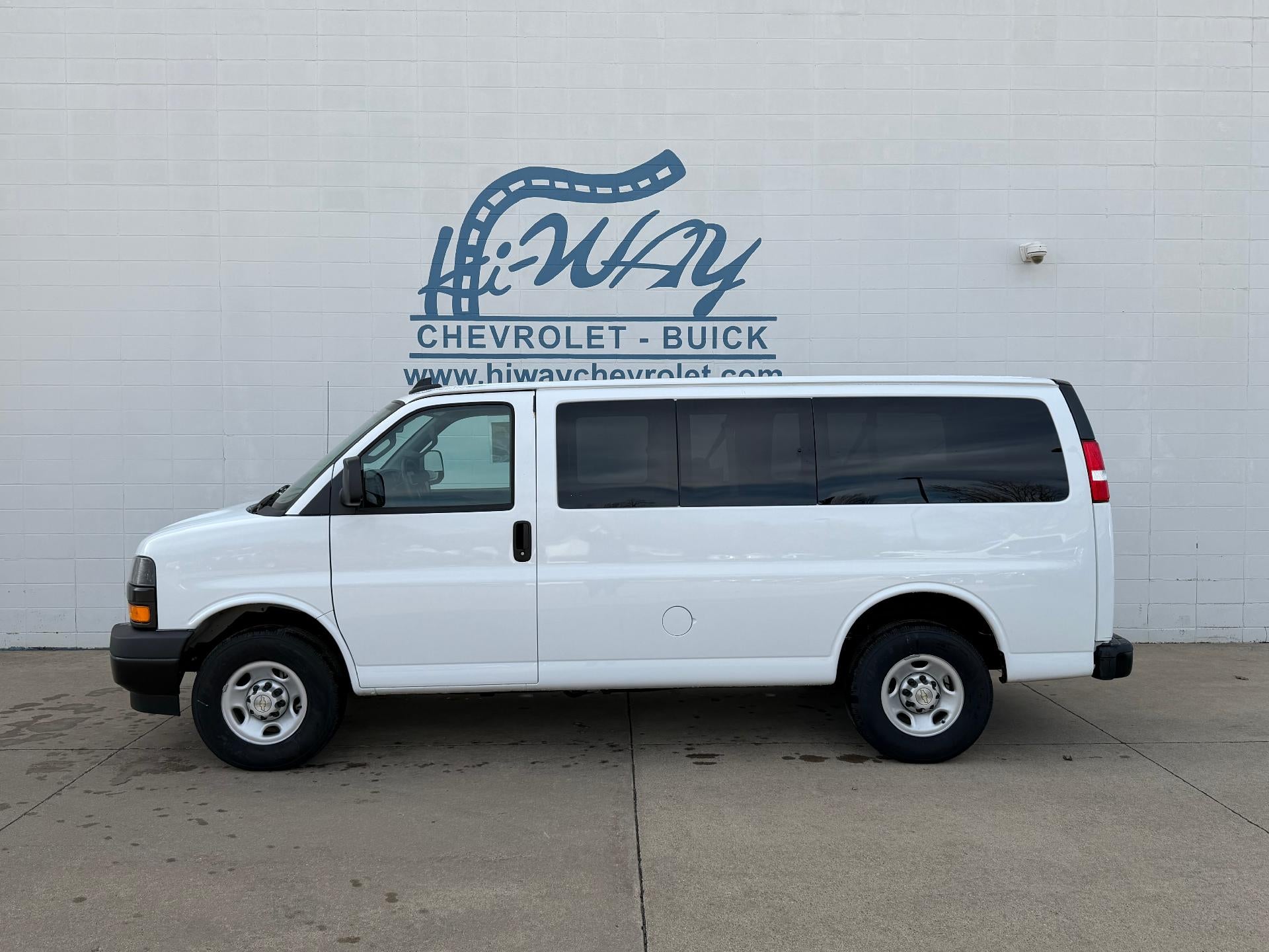 2024 Chevrolet Express Passenger 2500 LS