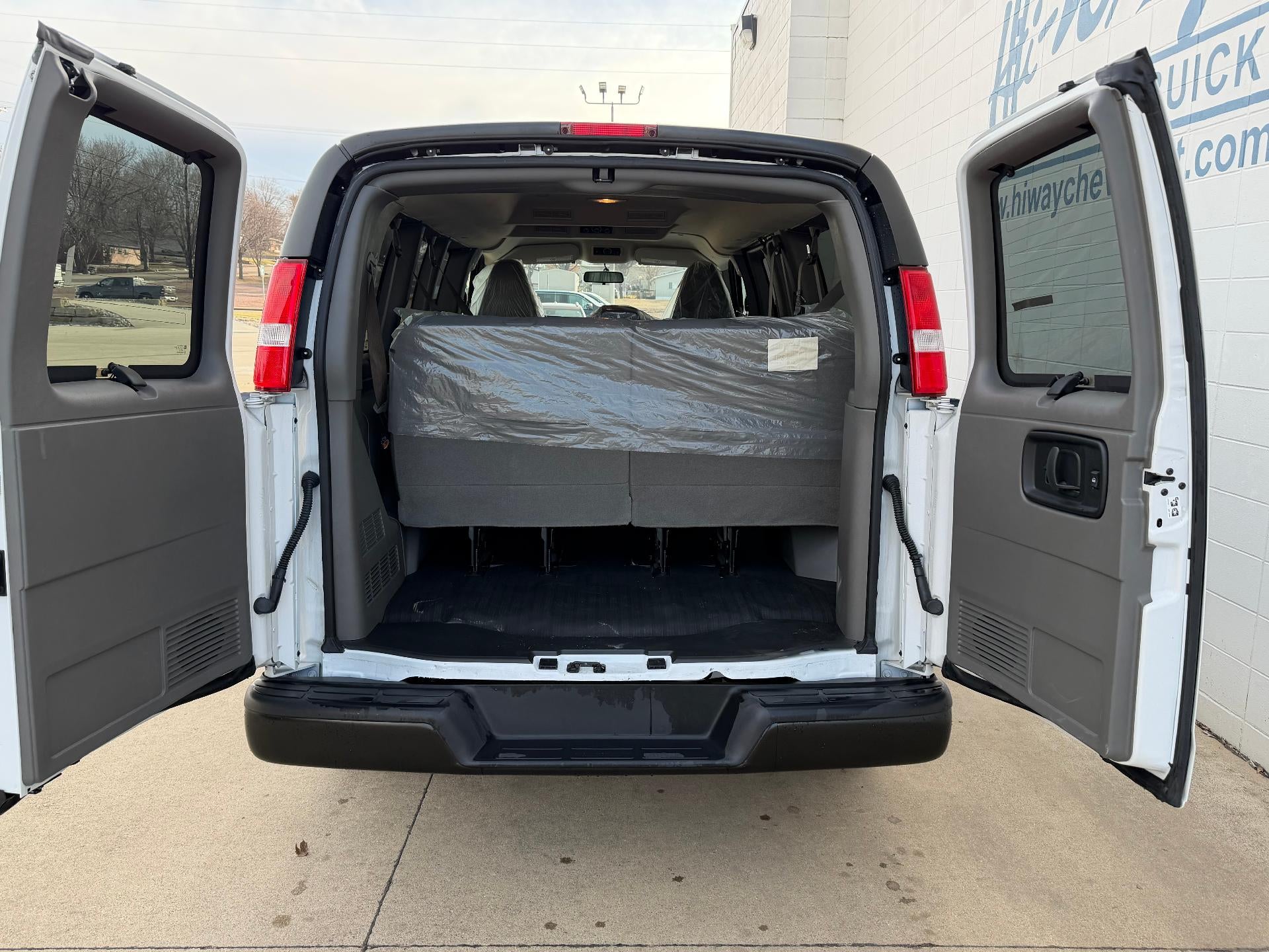 2024 Chevrolet Express Passenger 2500 LS