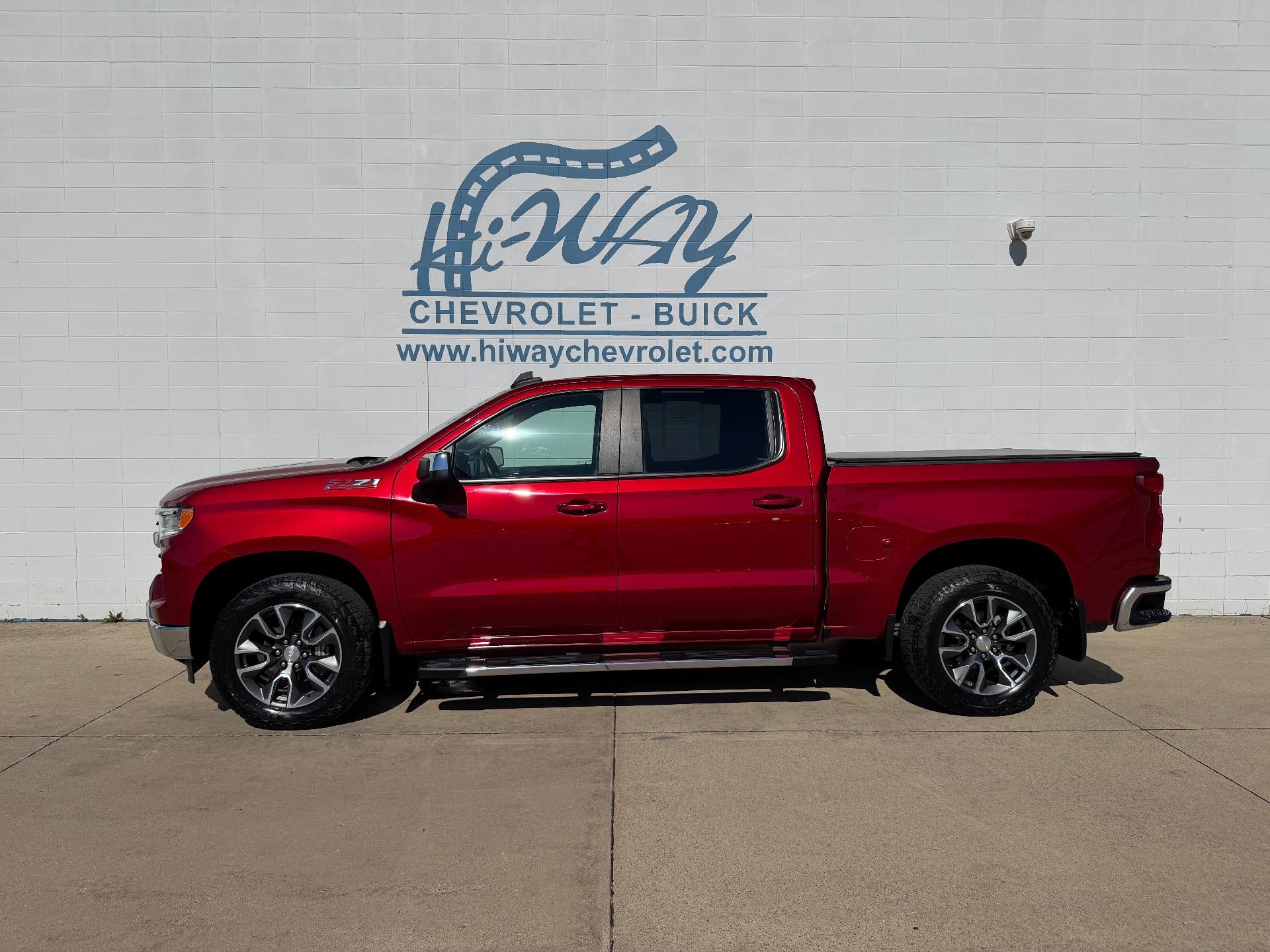 2024 Chevrolet Silverado 1500 LT