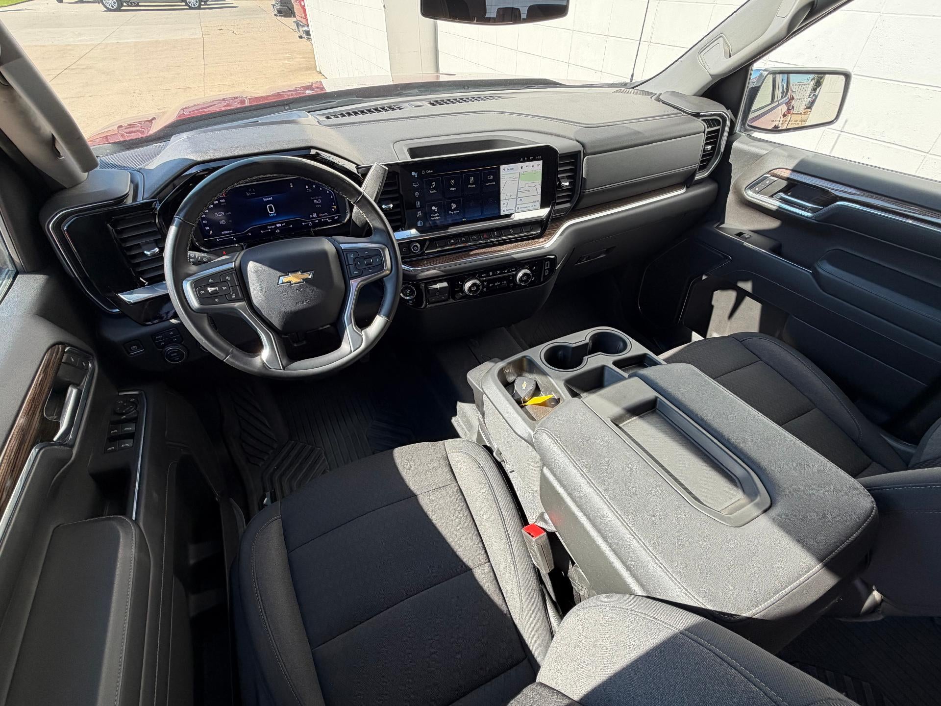 2024 Chevrolet Silverado 1500 LT