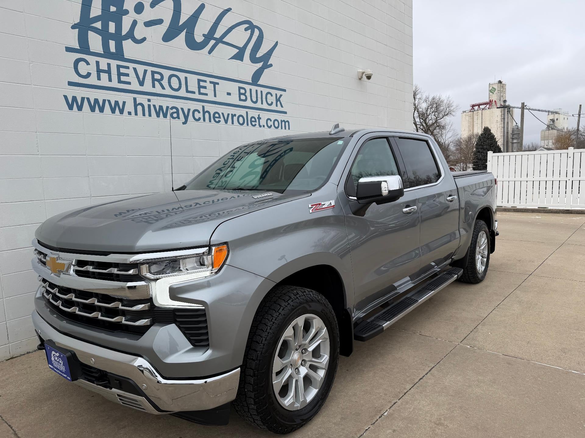 2024 Chevrolet Silverado 1500 LTZ
