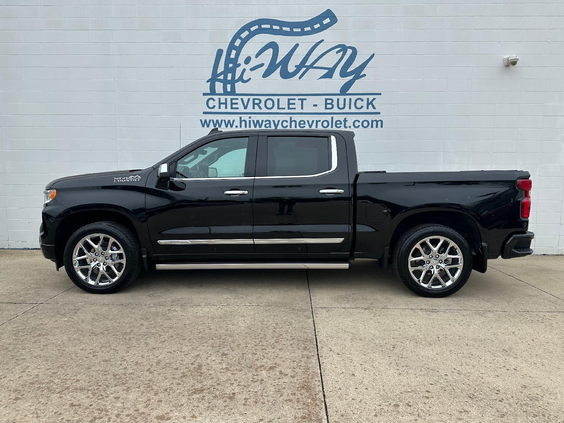 2023 Chevrolet Silverado 1500 High Country