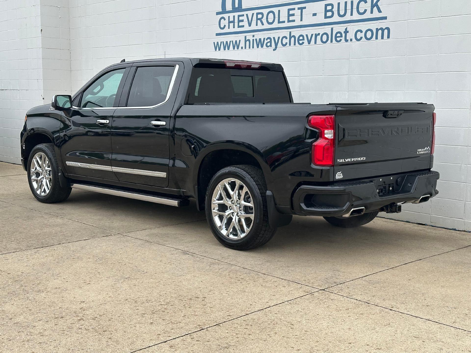 2023 Chevrolet Silverado 1500 High Country