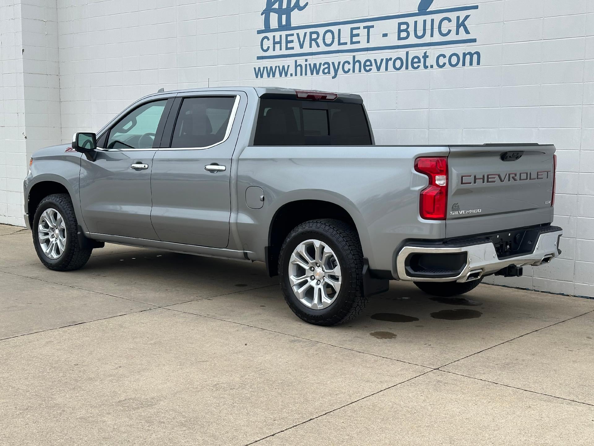 2025 Chevrolet Silverado 1500 LTZ