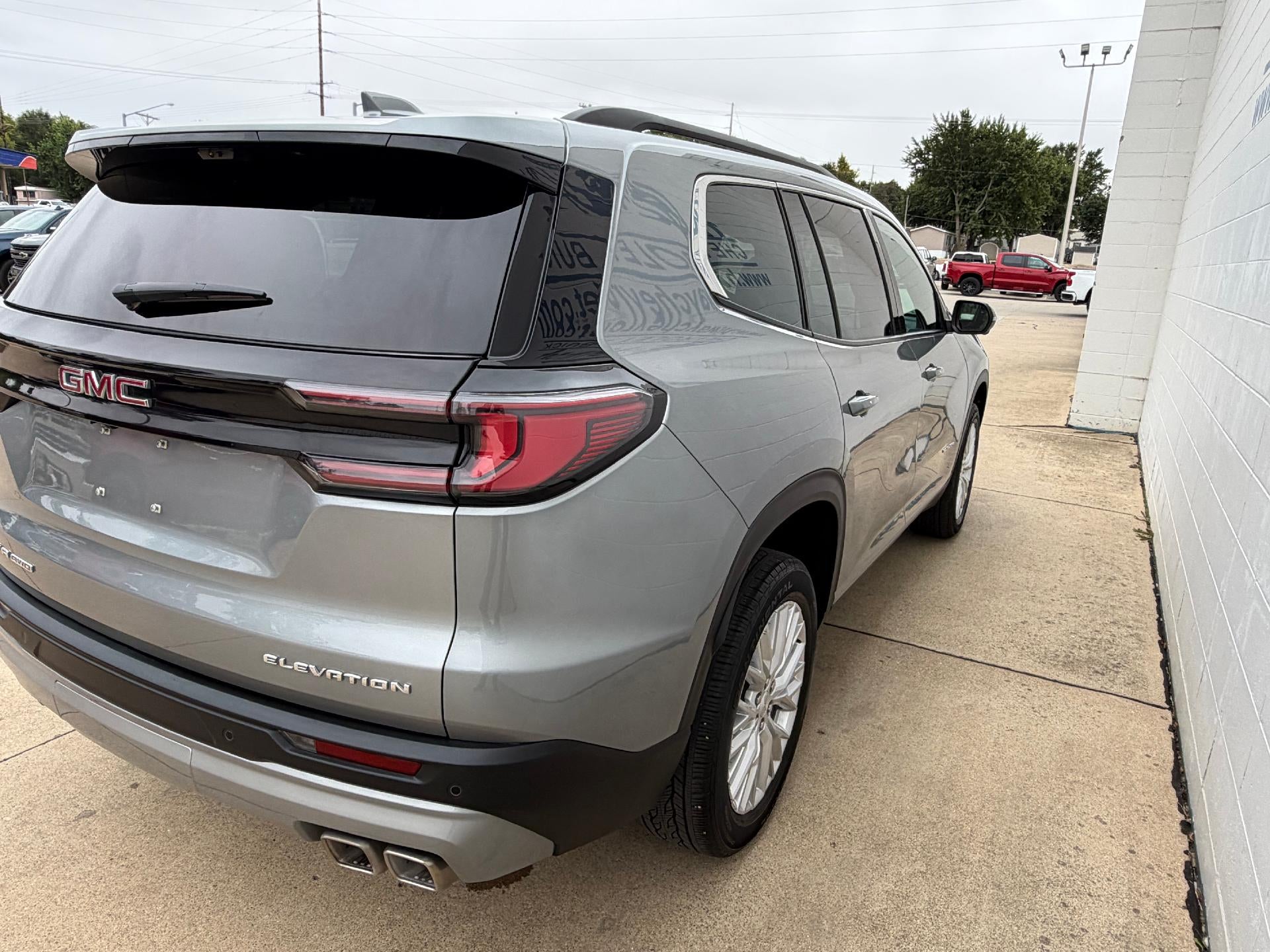 2026 GMC Acadia AWD Elevation
