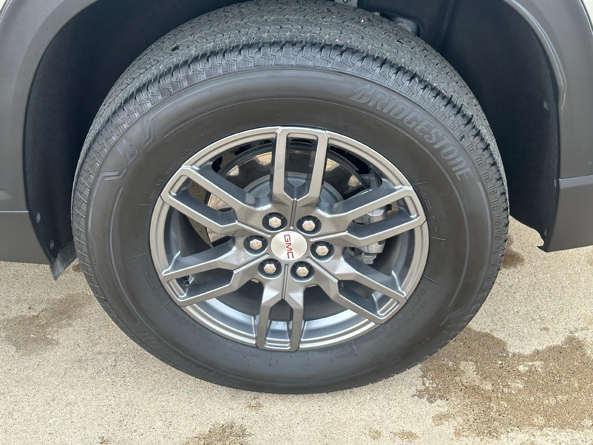 2025 GMC Acadia AWD Elevation