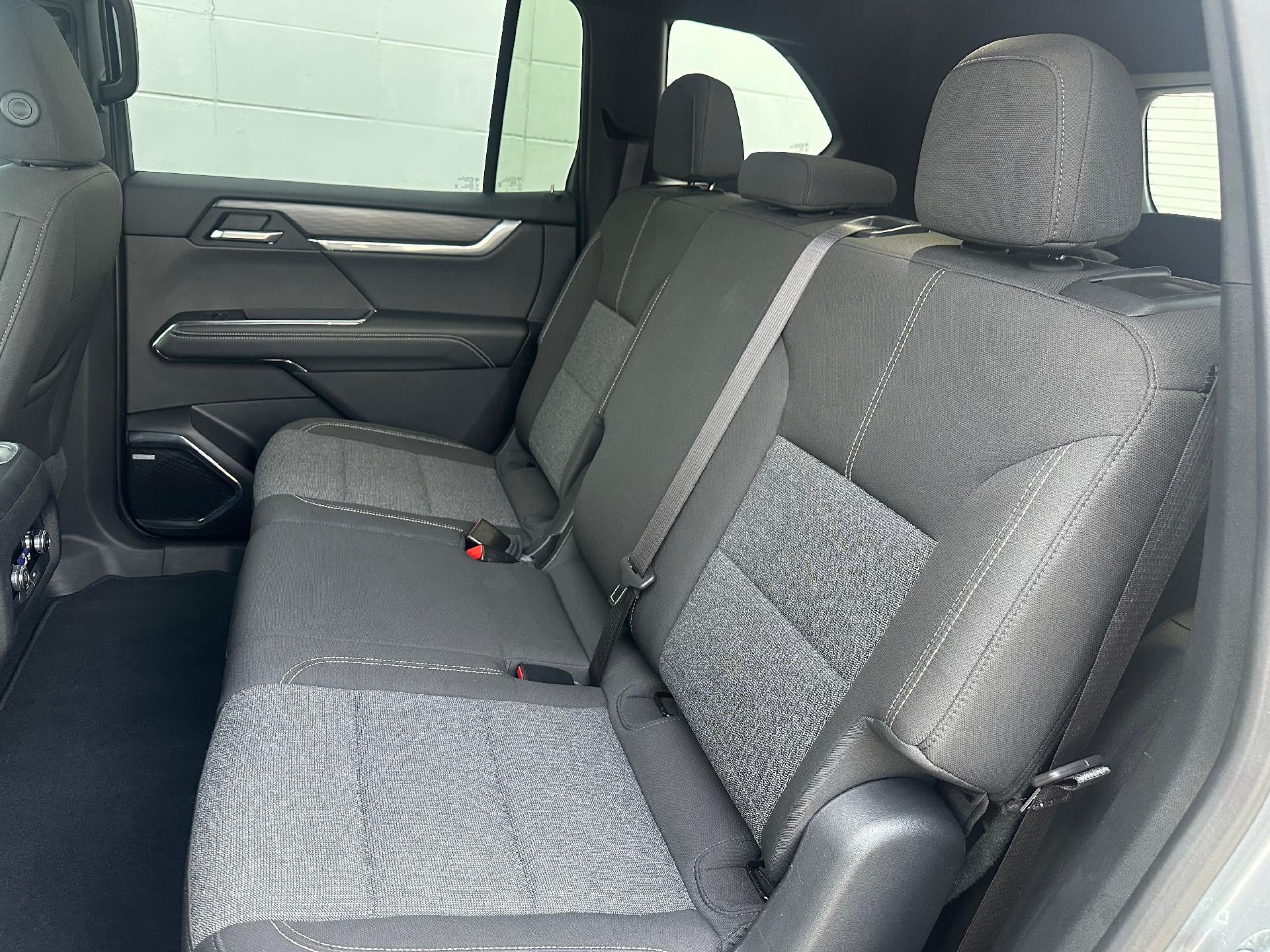 2025 GMC Acadia AWD Elevation