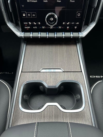 2026 GMC Acadia AWD Denali