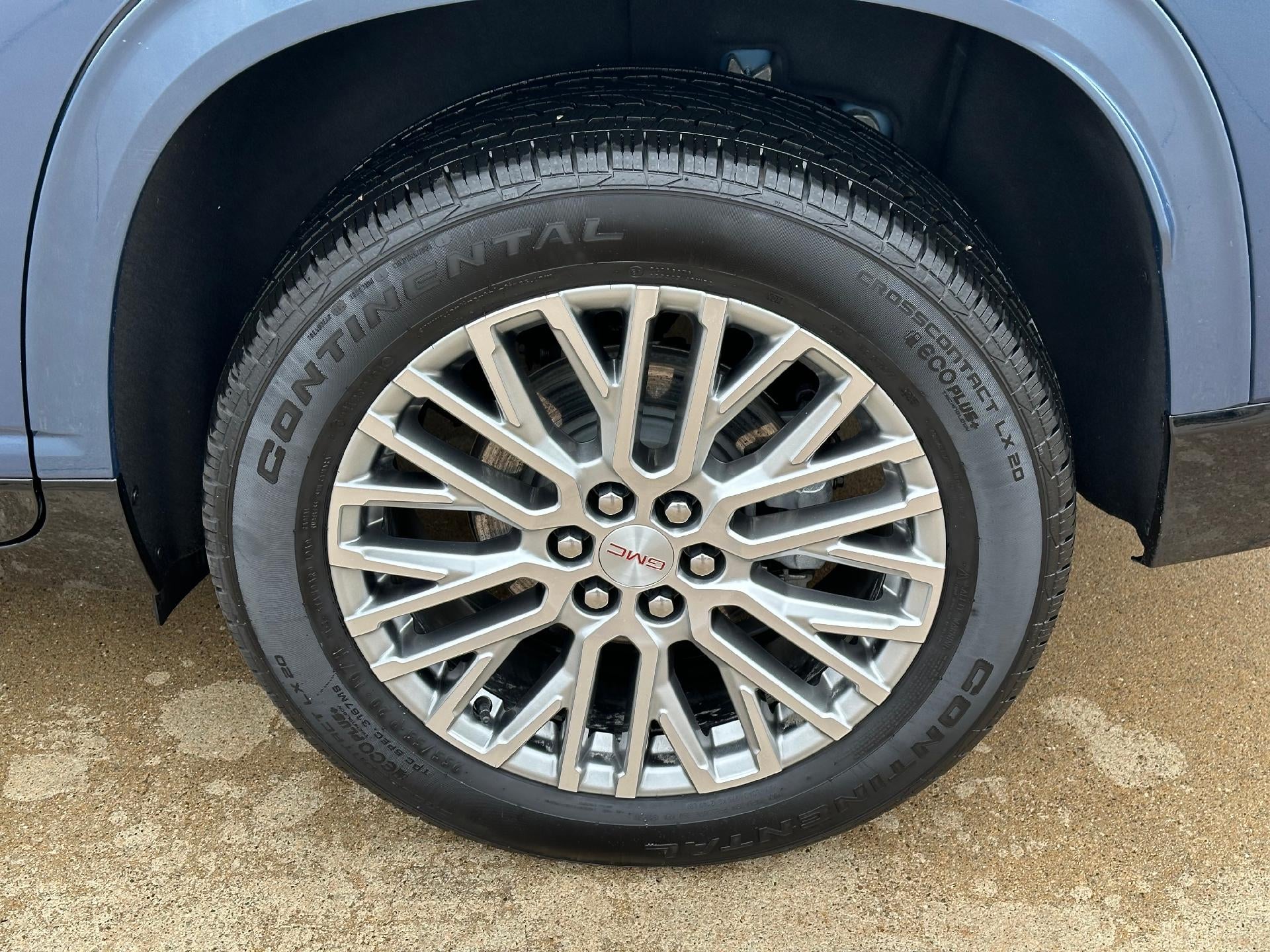 2026 GMC Acadia AWD Denali