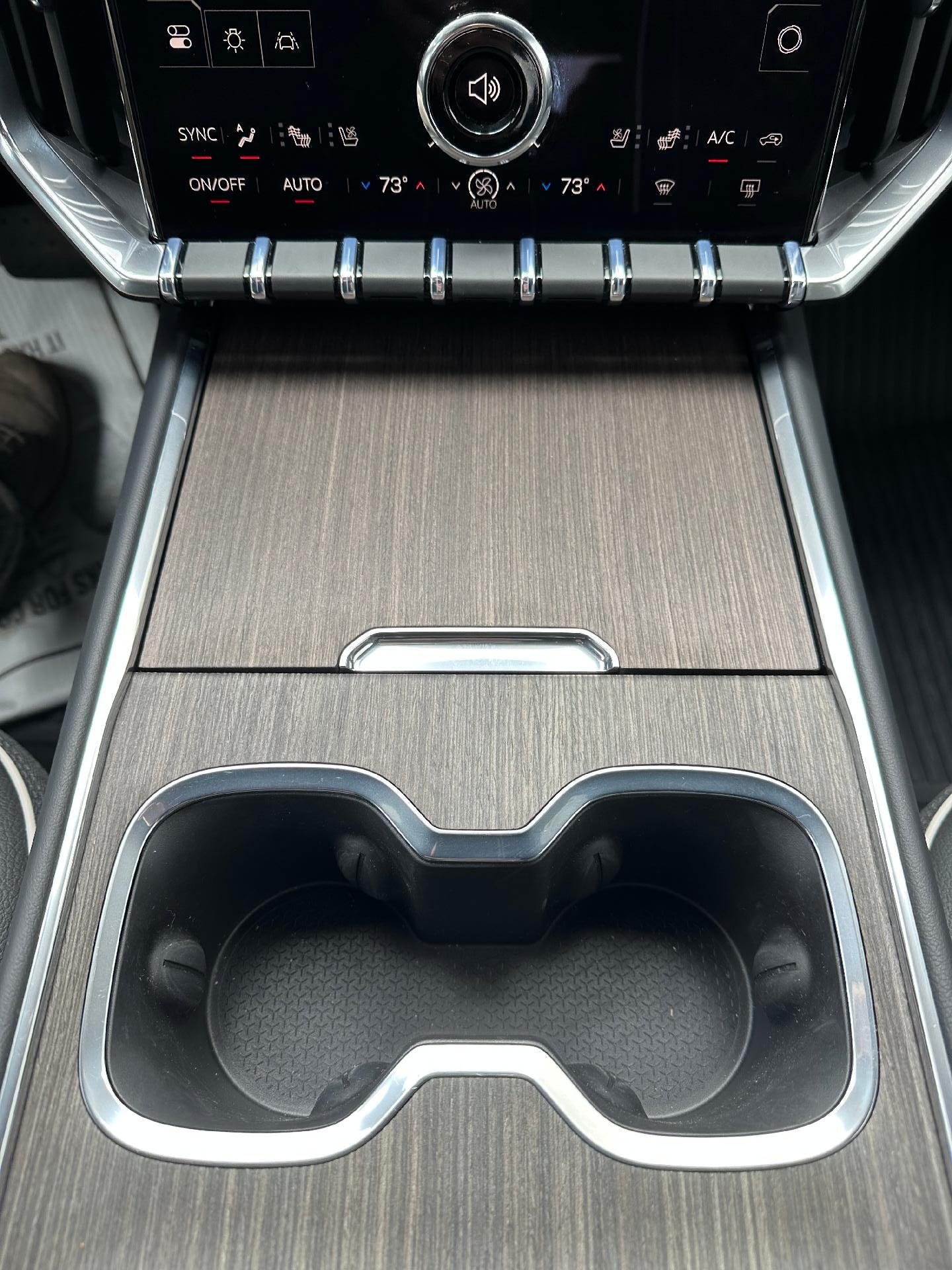 2026 GMC Acadia AWD Denali