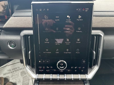 2026 GMC Acadia AWD Denali