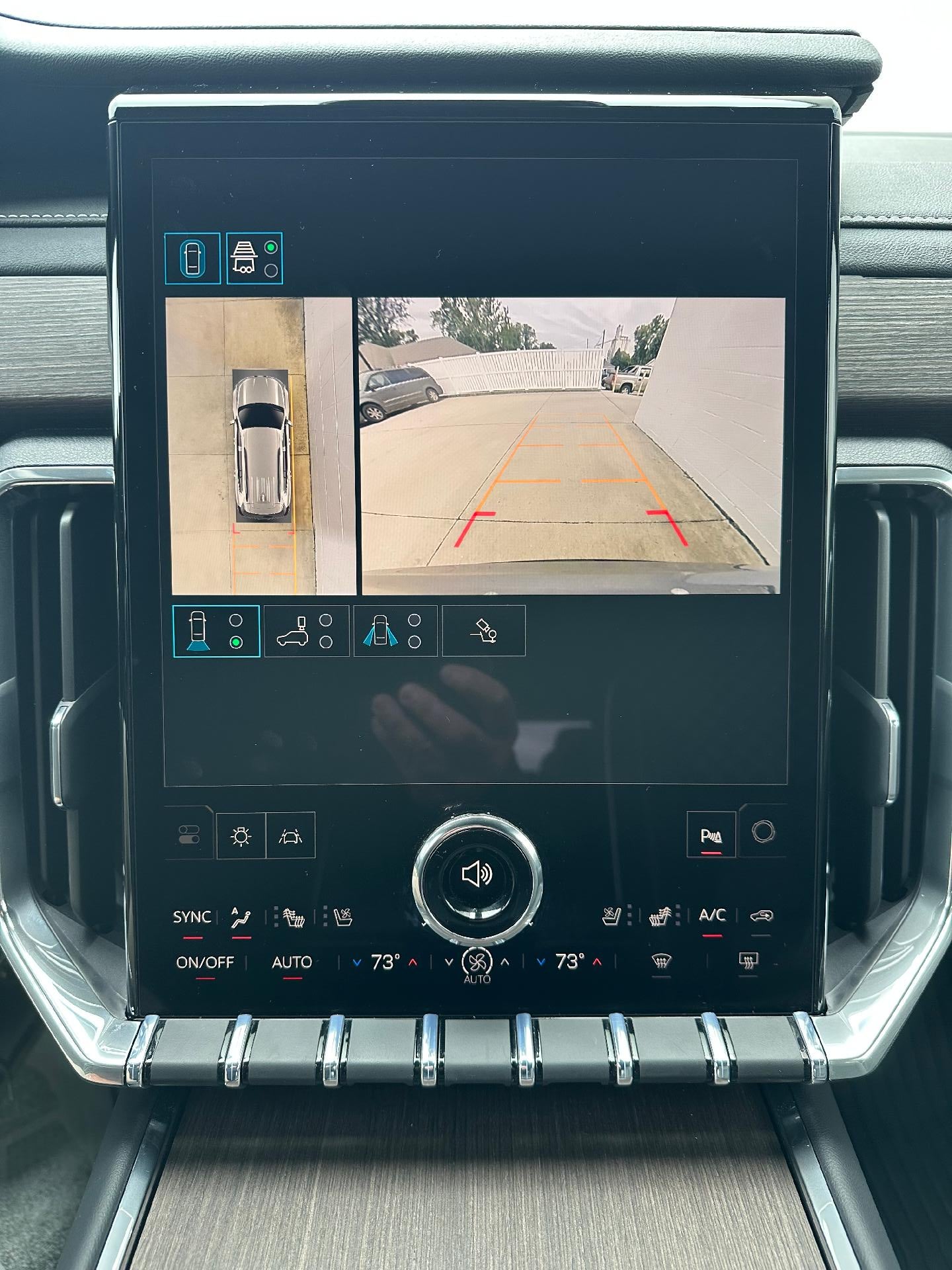 2026 GMC Acadia AWD Denali