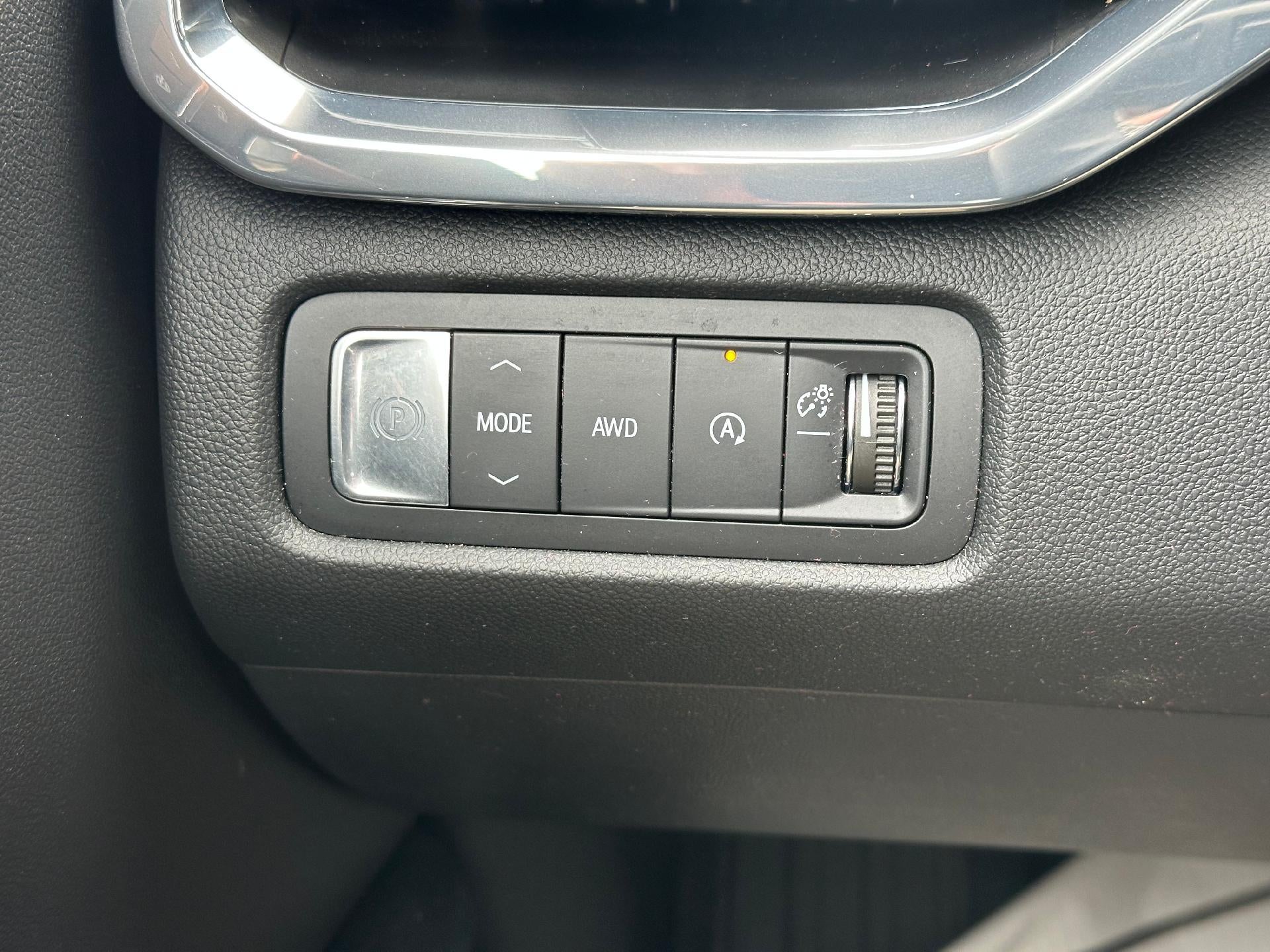 2026 GMC Acadia AWD Denali