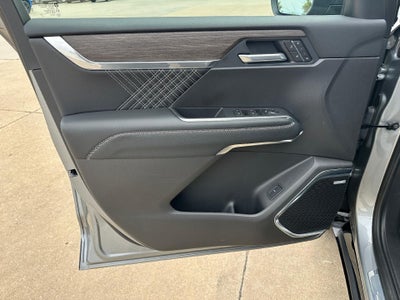 2026 GMC Acadia AWD Denali