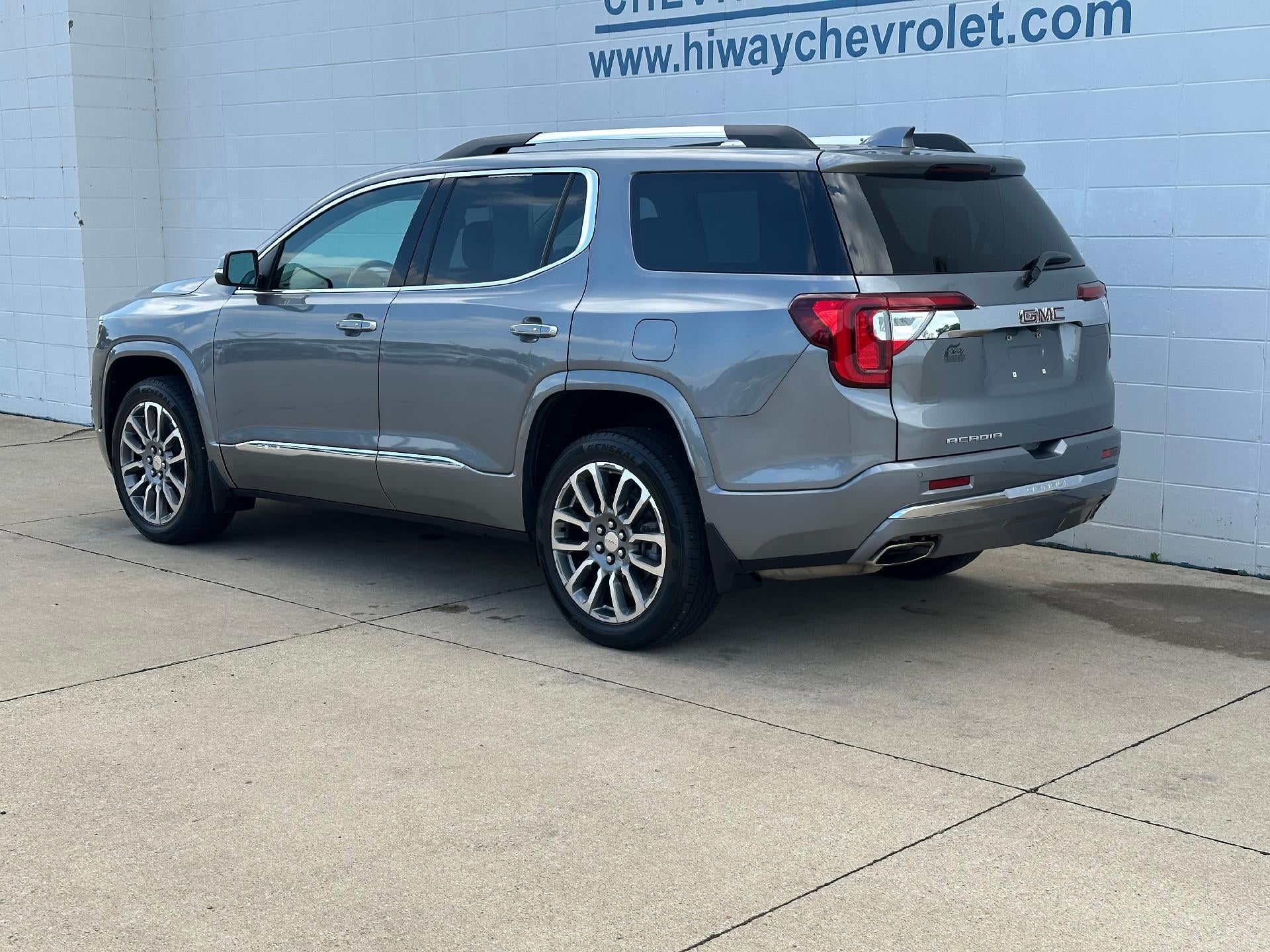 2021 GMC Acadia Denali