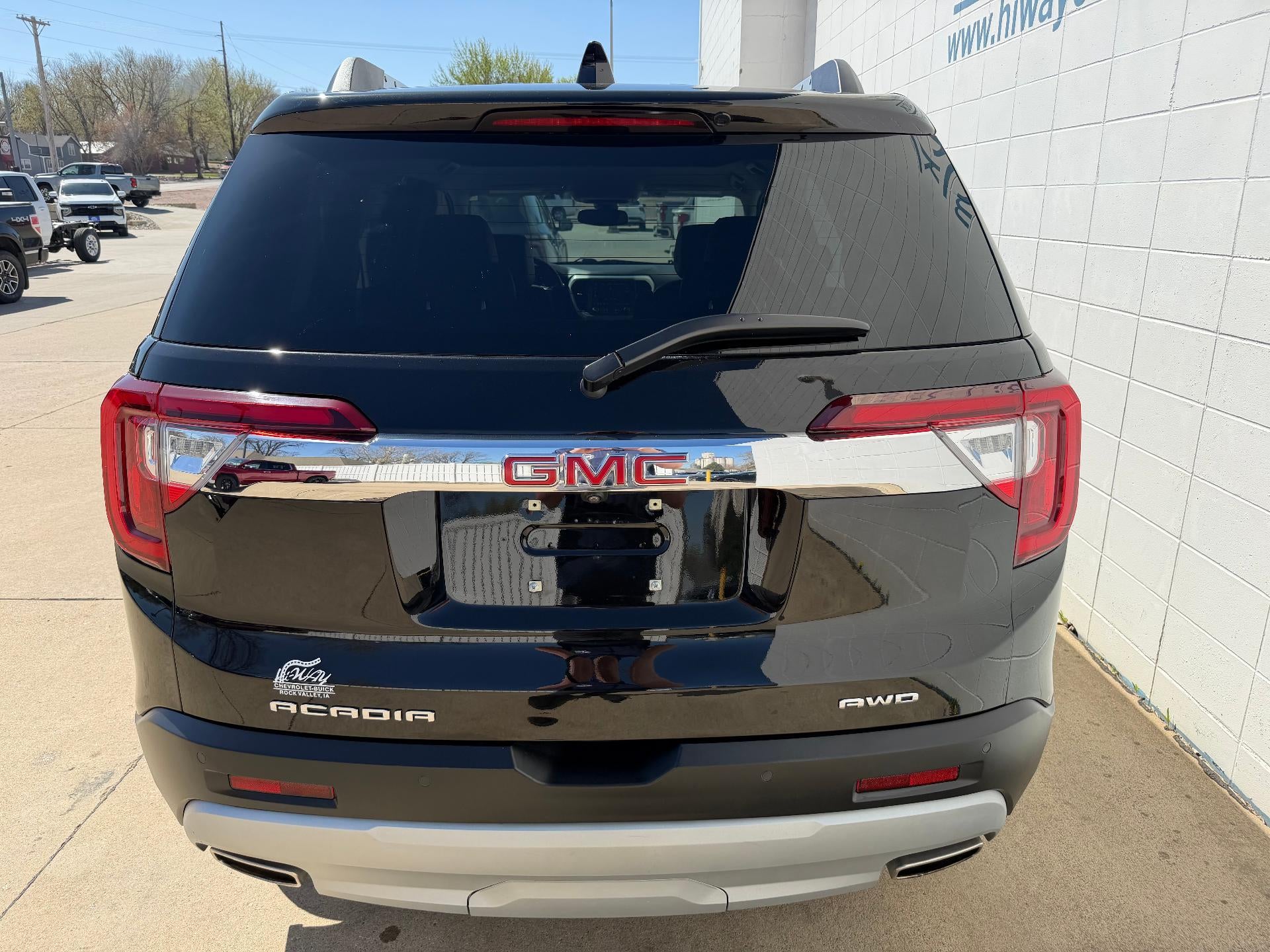 2023 GMC Acadia SLT