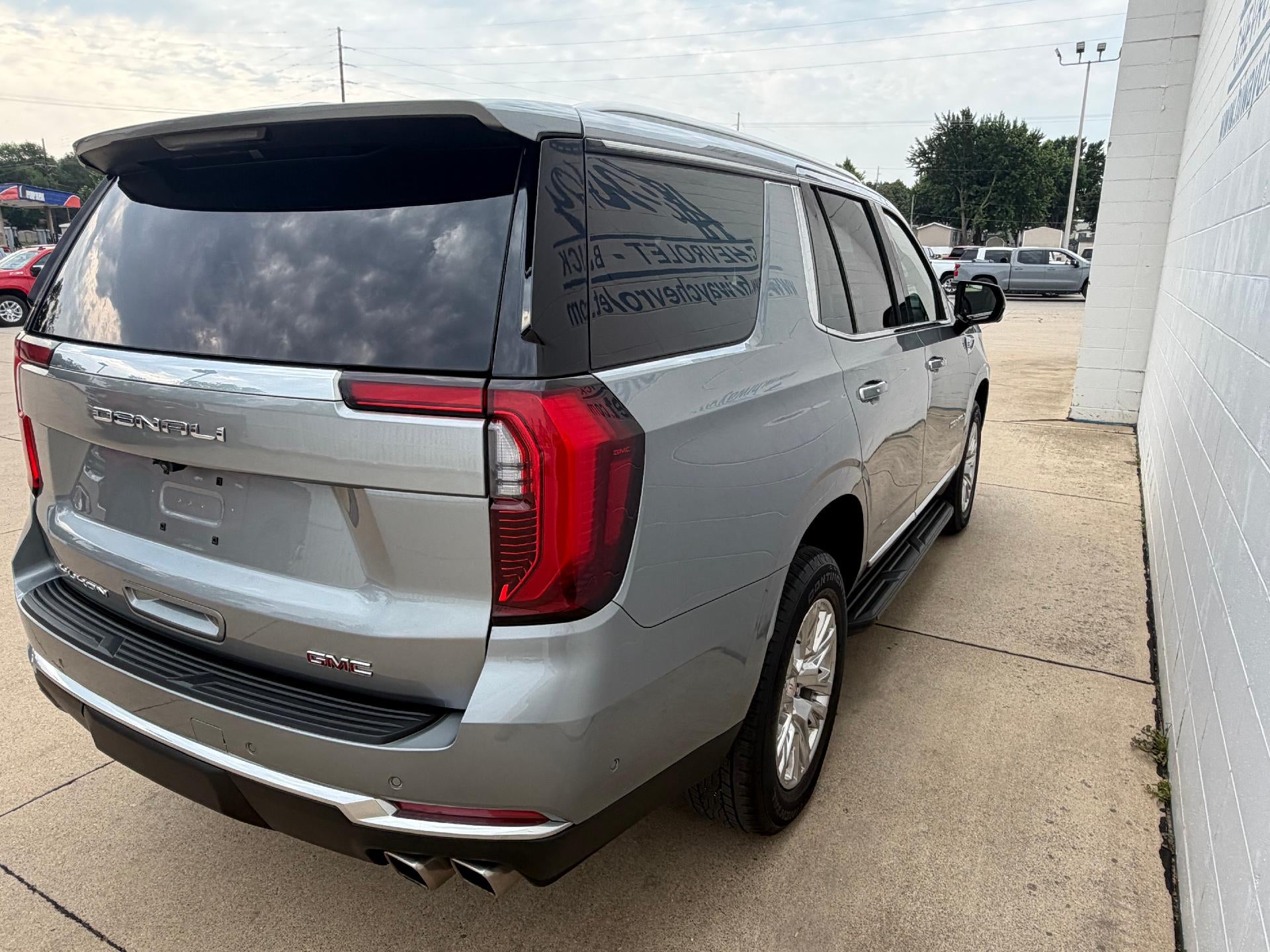 2025 GMC Yukon Denali