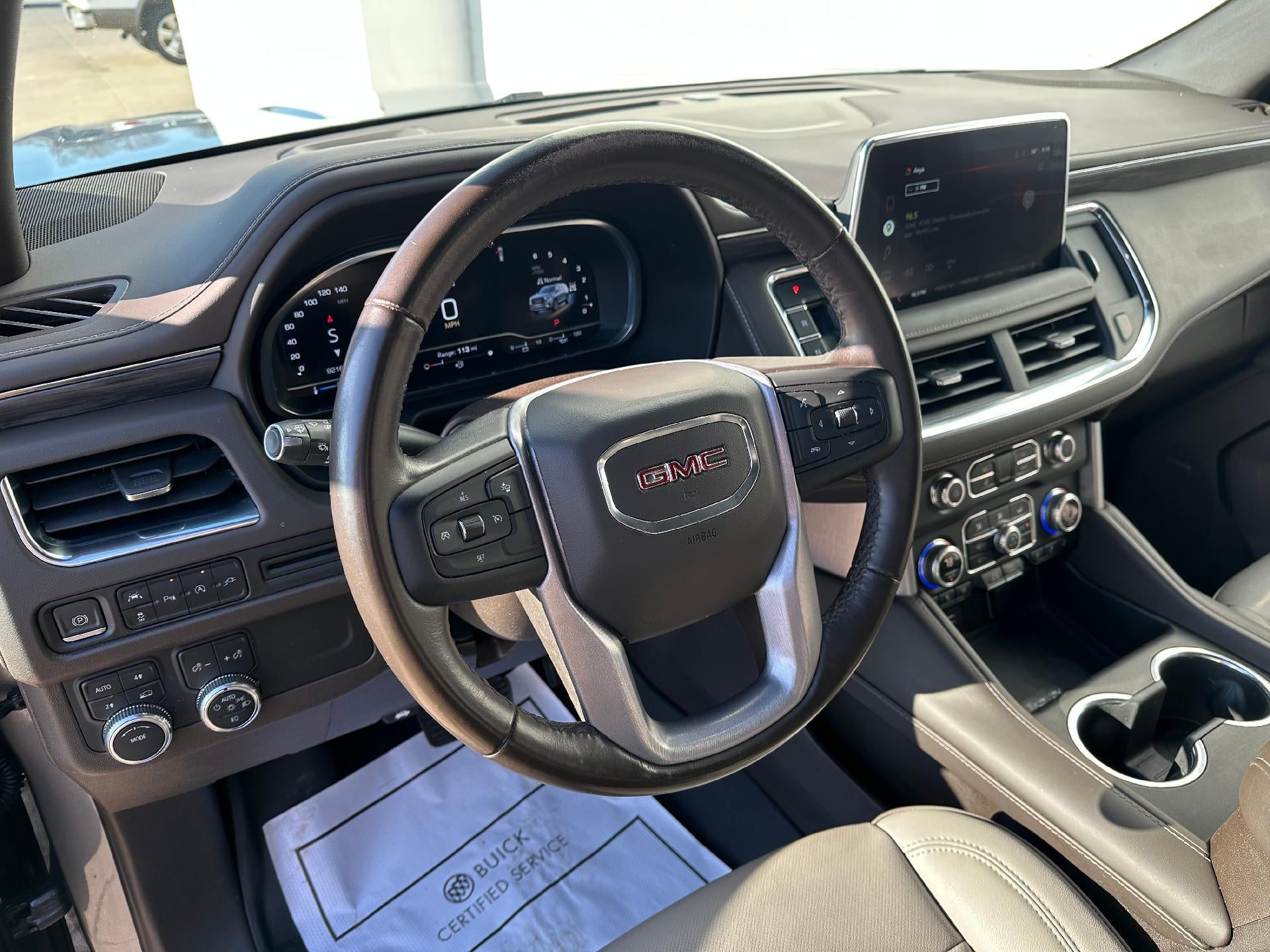 2022 GMC Yukon XL SLT