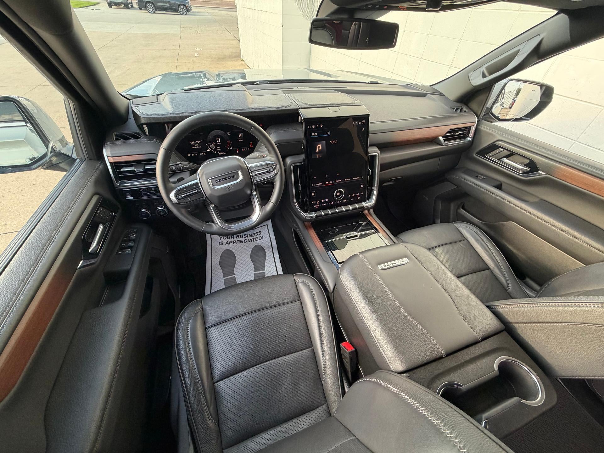 2025 GMC Yukon XL Denali