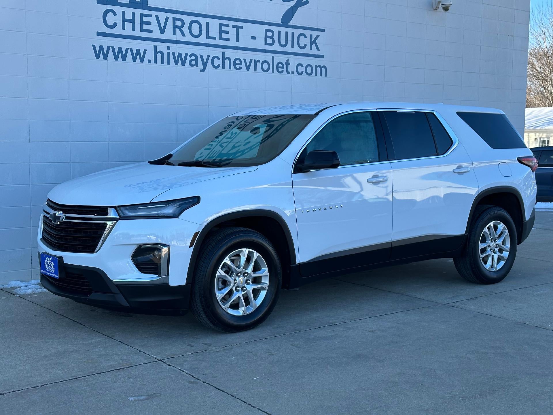 2022 Chevrolet Traverse LS