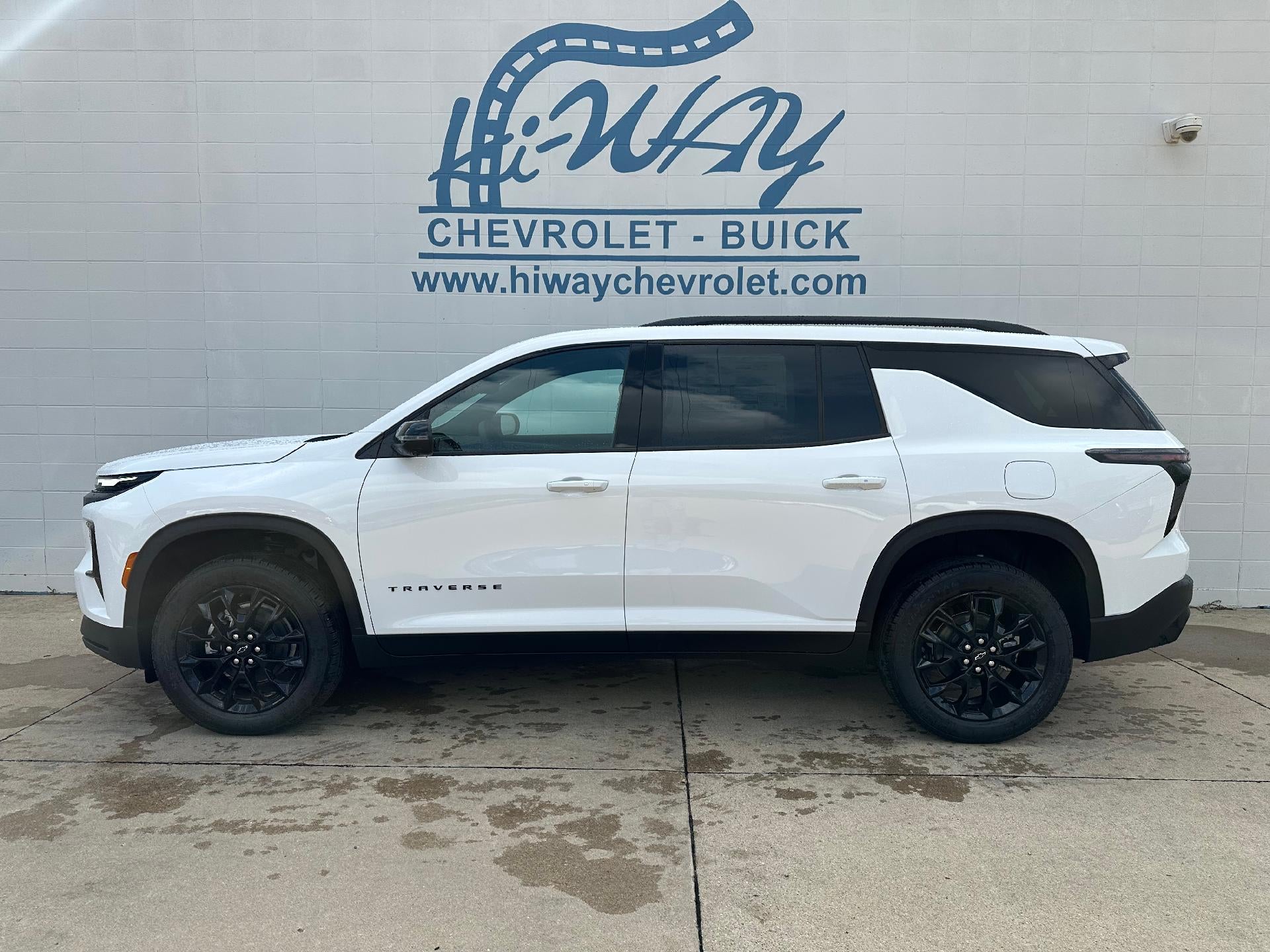 2026 Chevrolet Traverse AWD LT