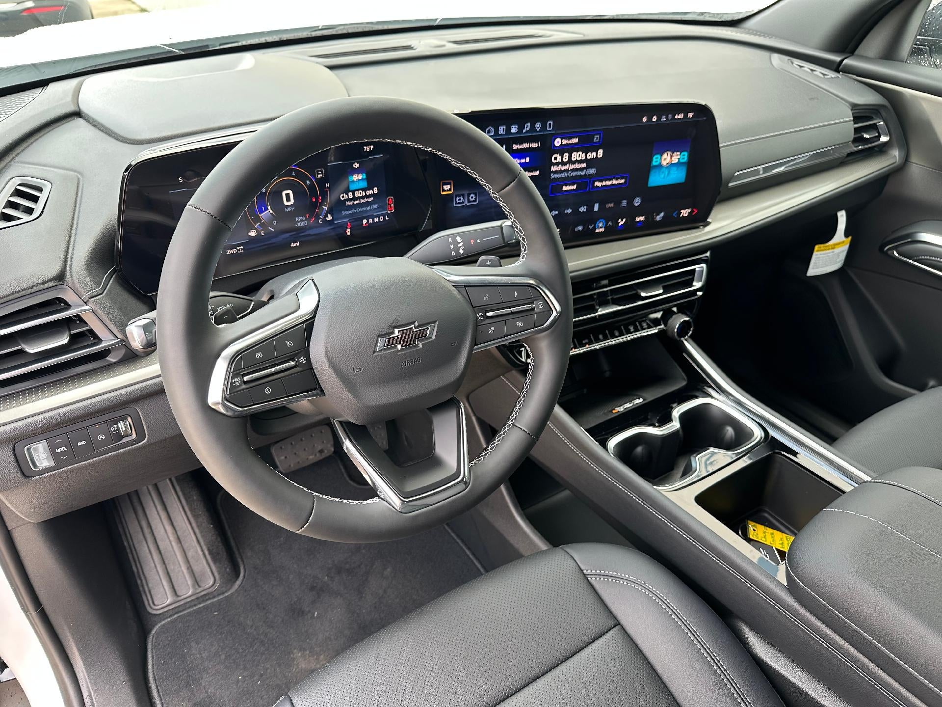 2026 Chevrolet Traverse AWD LT