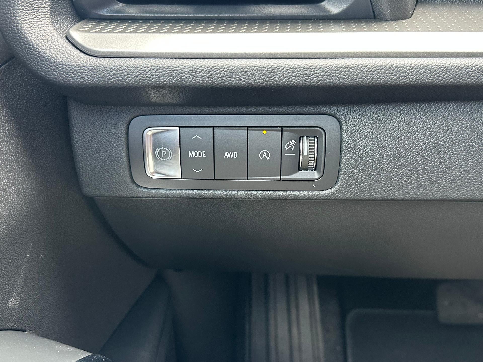 2026 Chevrolet Traverse AWD LT
