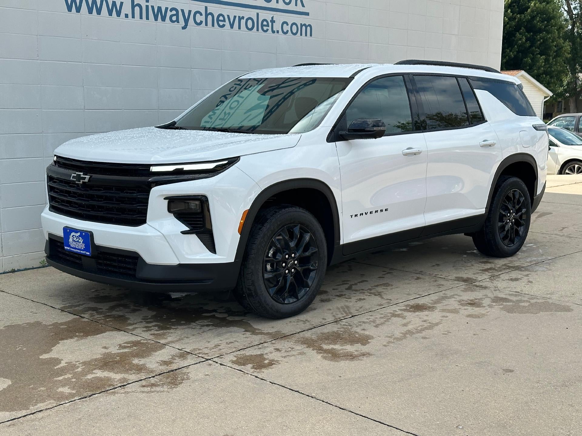 2026 Chevrolet Traverse AWD LT