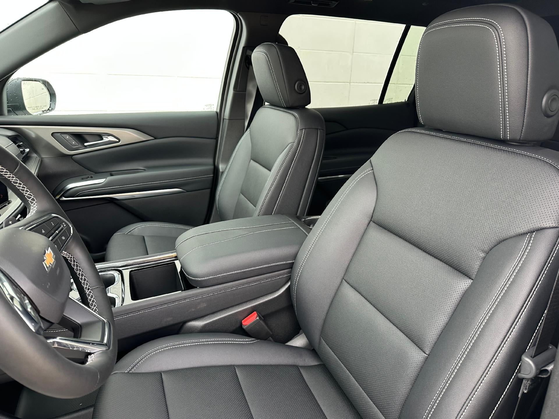 2026 Chevrolet Traverse AWD LT