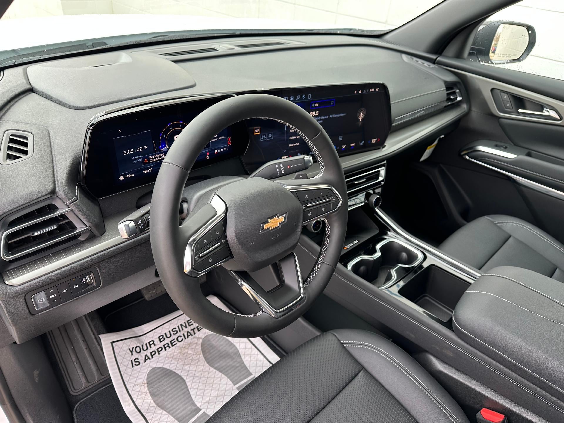 2026 Chevrolet Traverse AWD LT