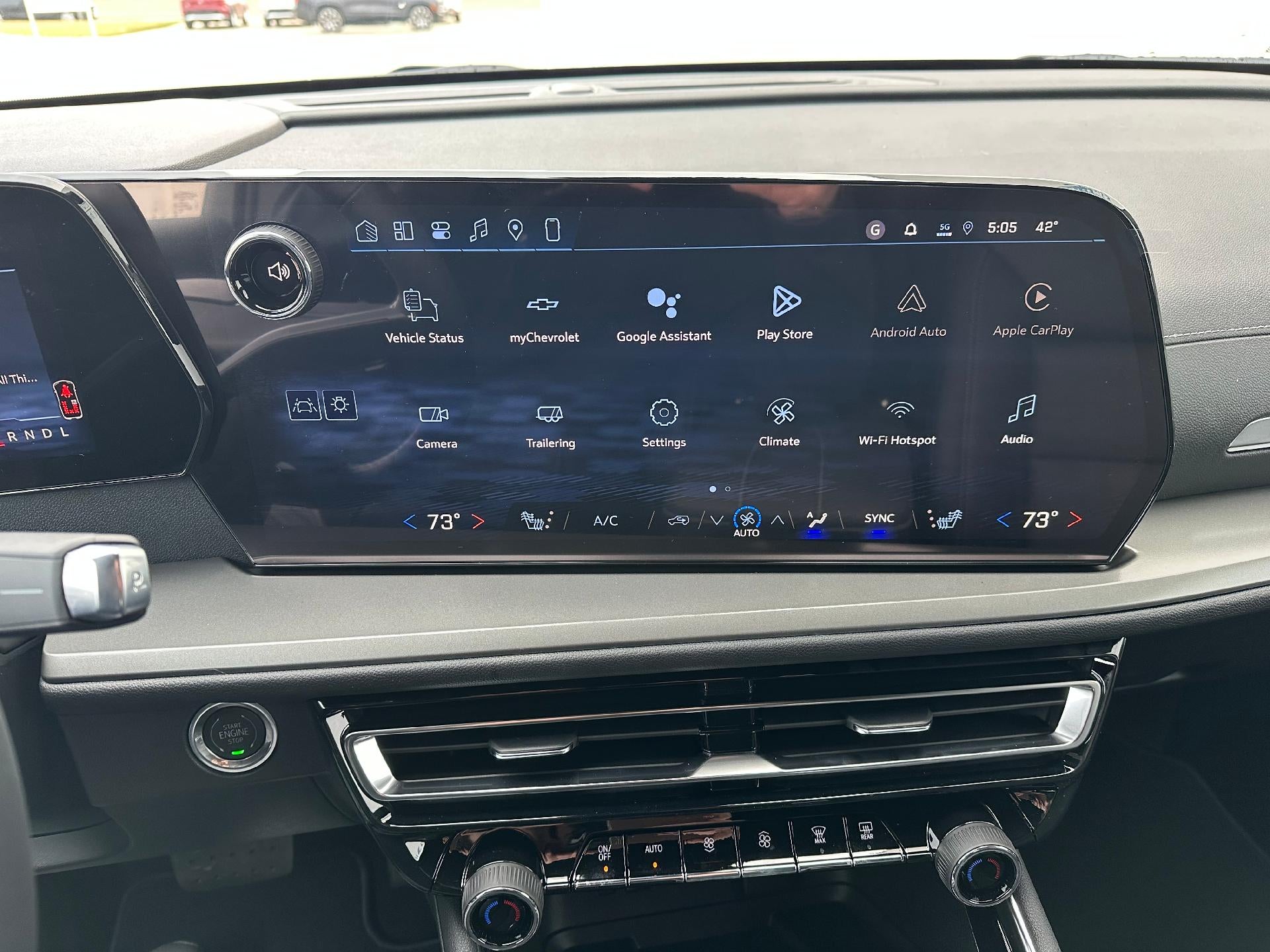 2026 Chevrolet Traverse AWD LT