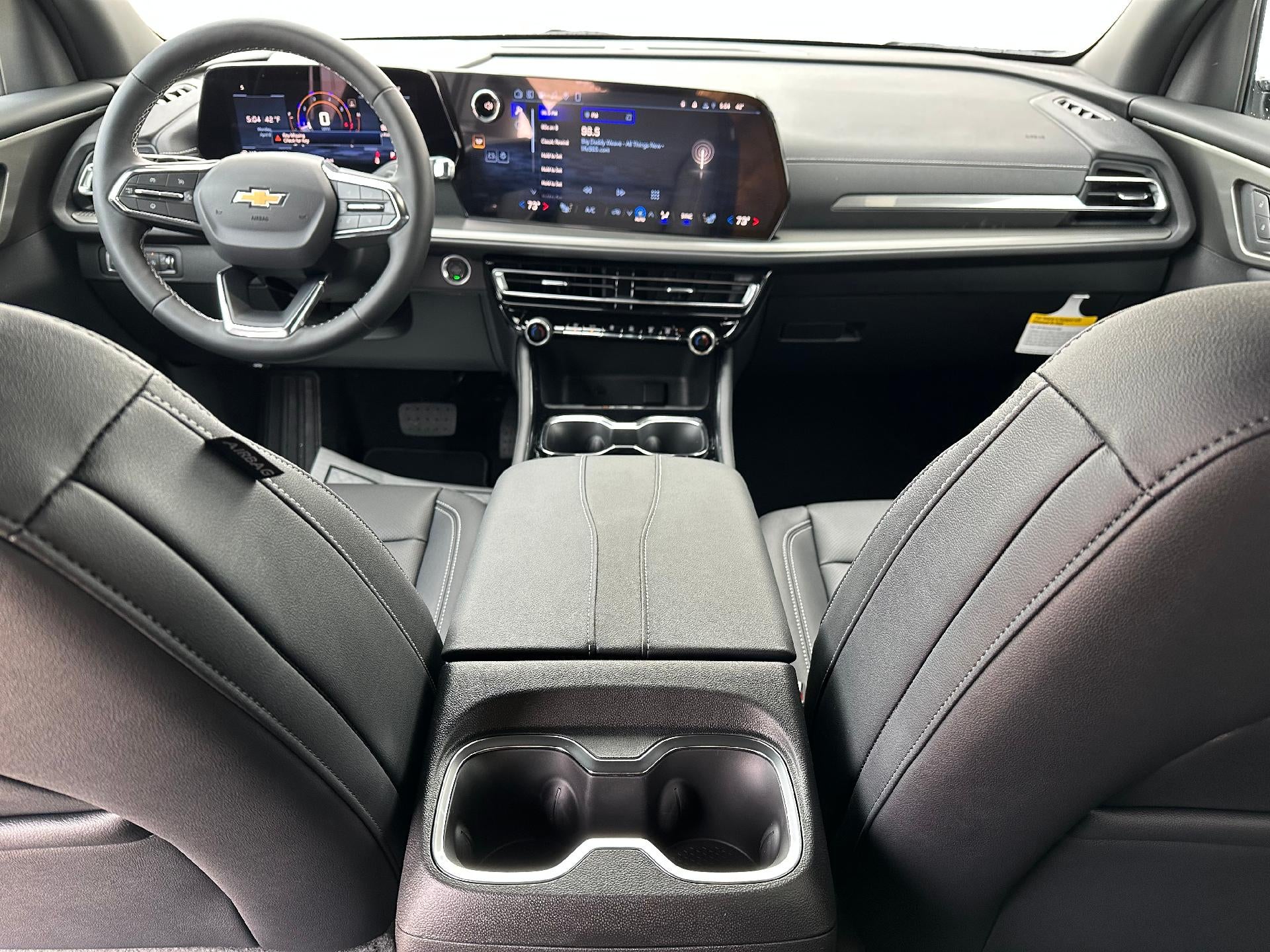 2026 Chevrolet Traverse AWD LT