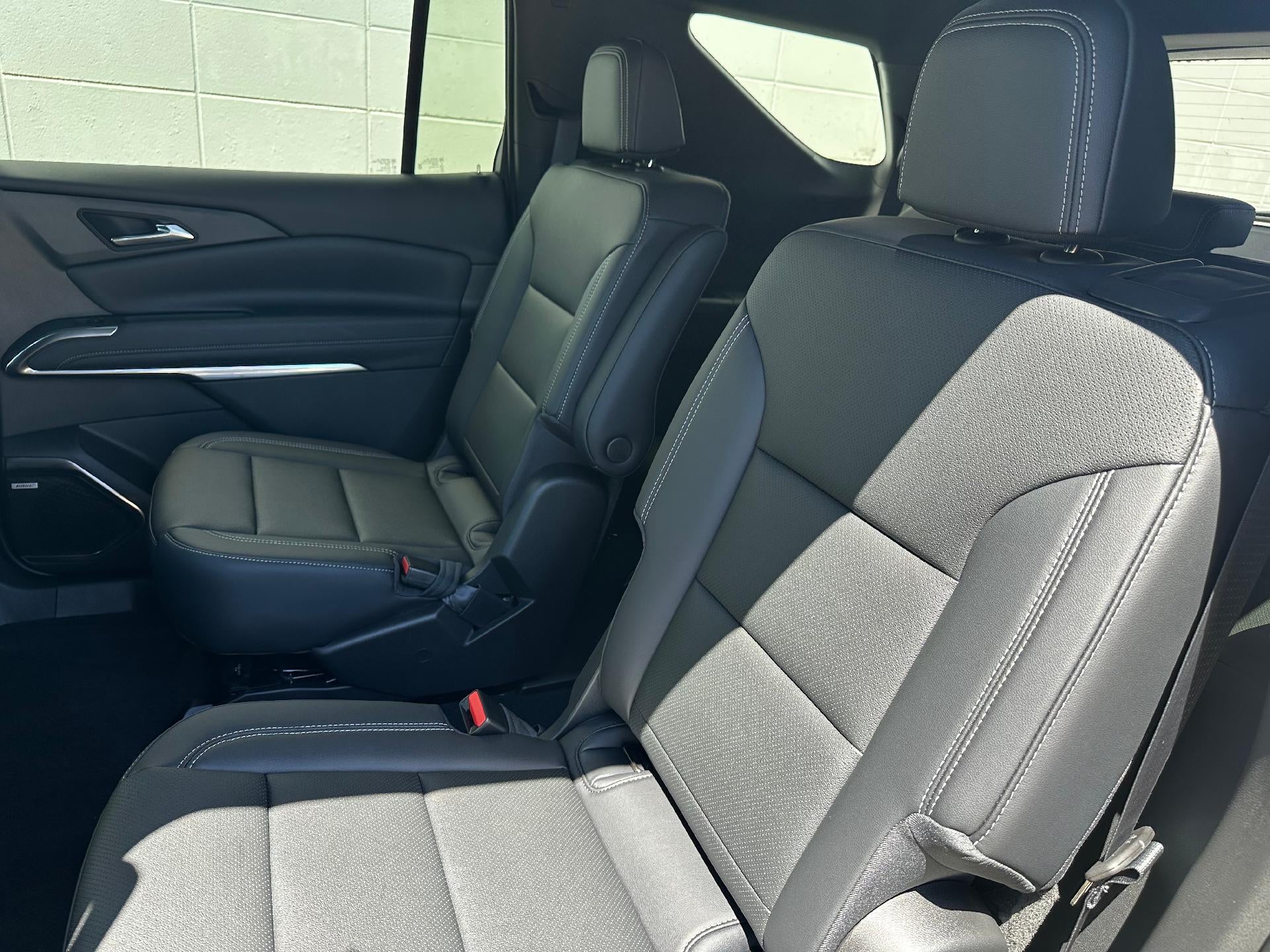 2026 Chevrolet Traverse AWD LT