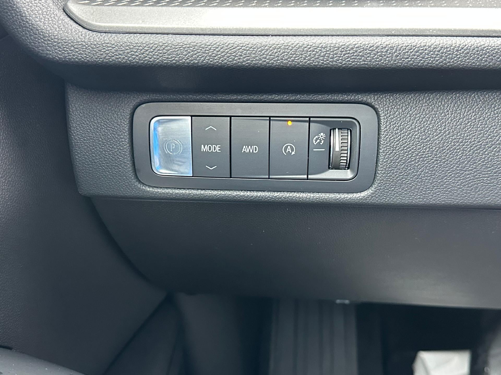 2026 Chevrolet Traverse AWD LT