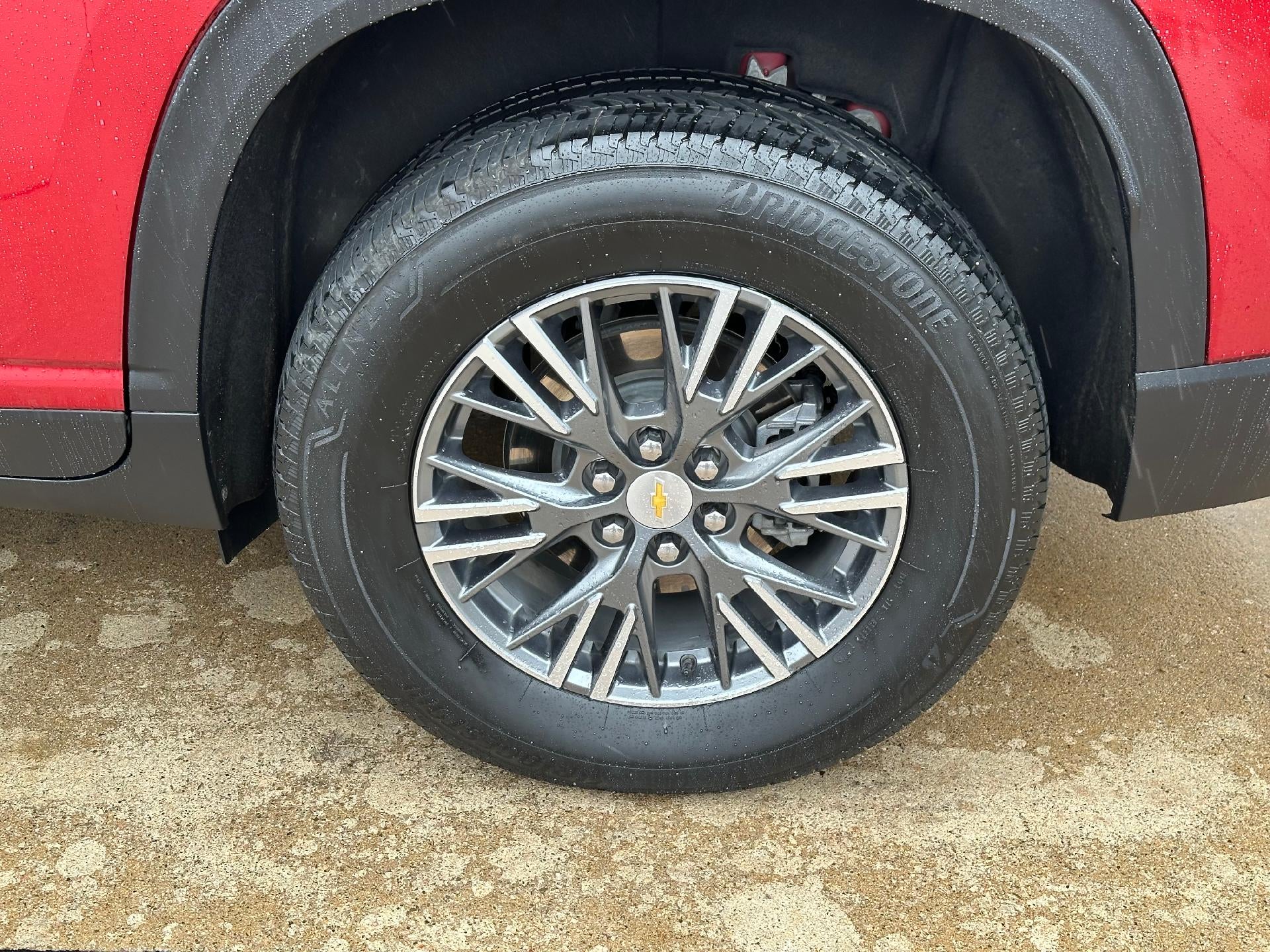 2026 Chevrolet Traverse AWD LT