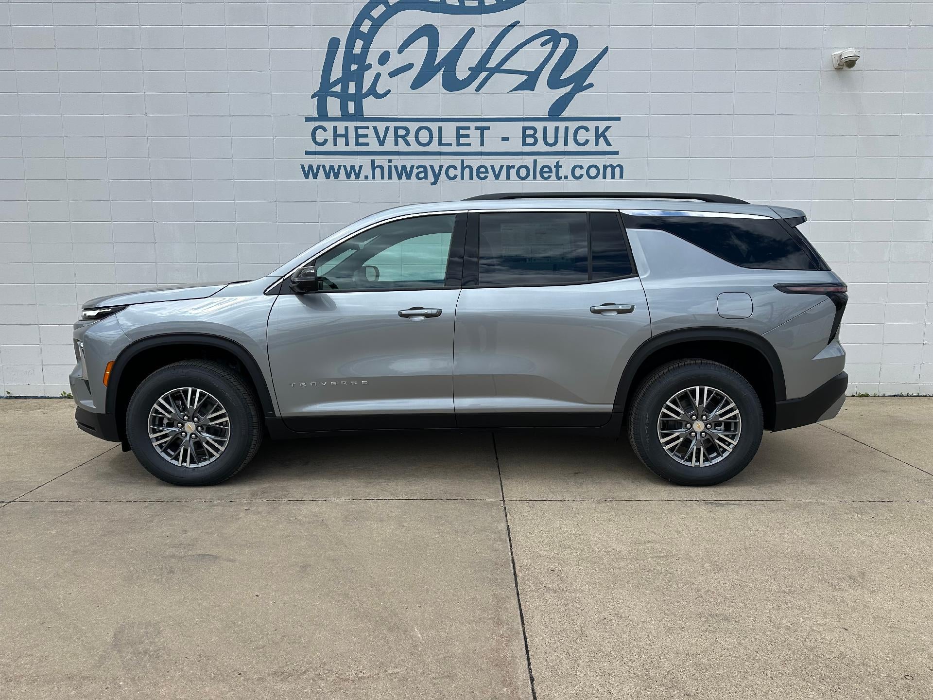 2026 Chevrolet Traverse AWD LT