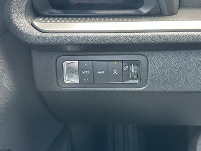 2026 Chevrolet Traverse AWD LT